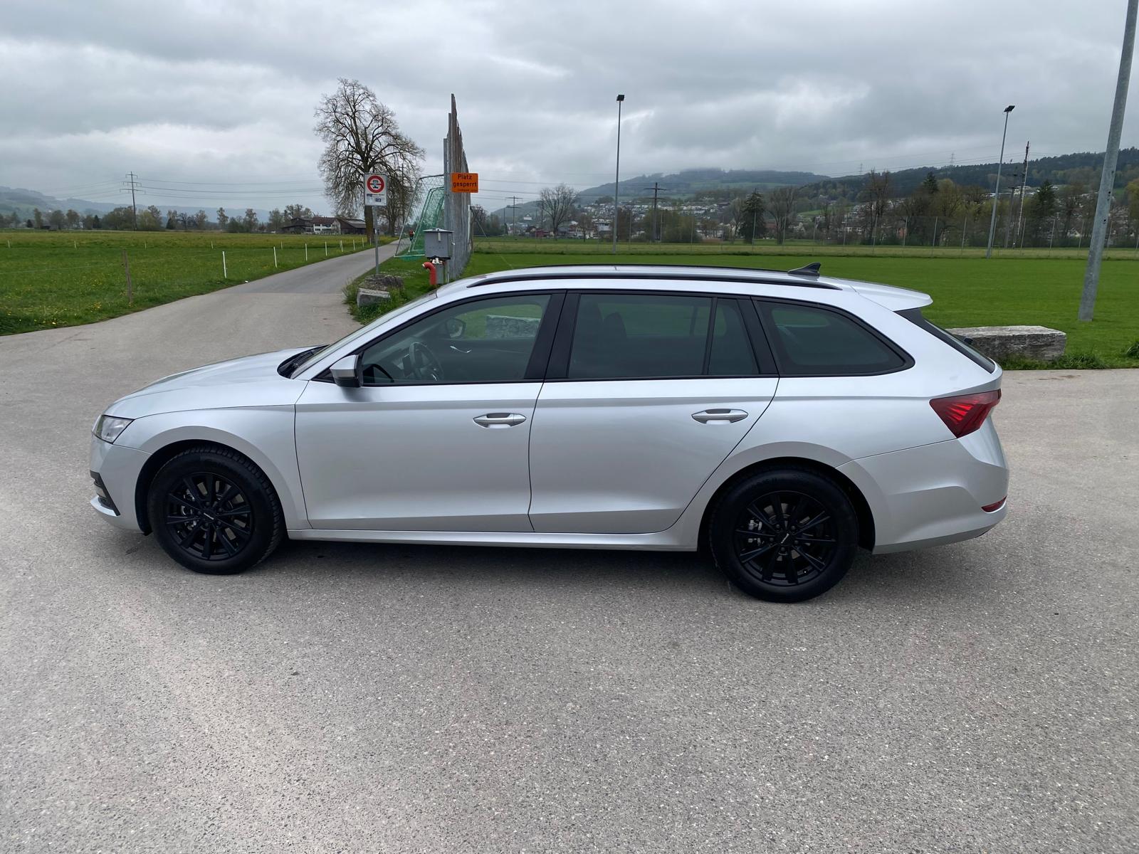 SKODA Octavia Combi 2.0 TDI DSG Ambition 4x4-image-3