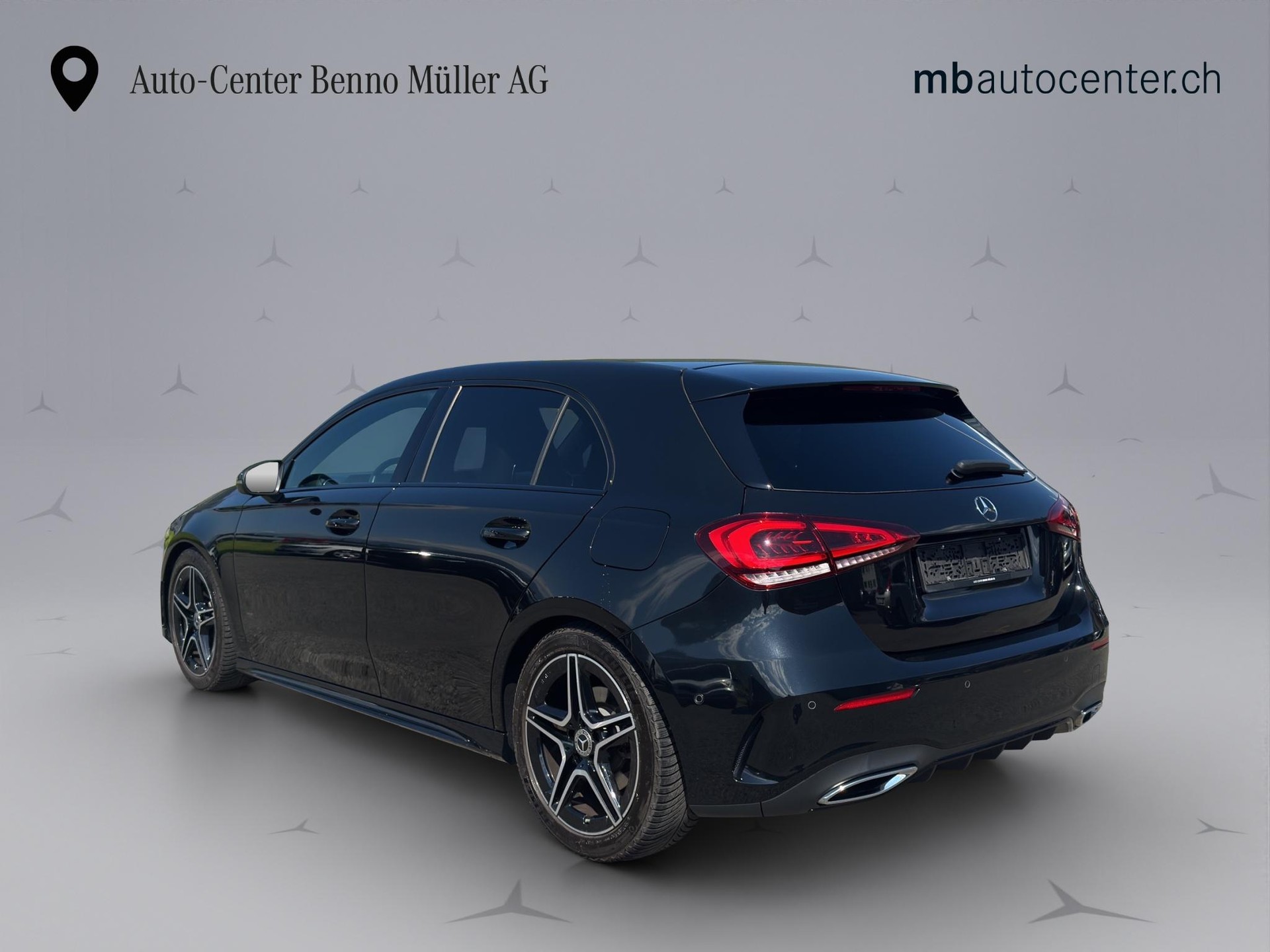 MERCEDES-BENZ A 220 AMG Line 4m-image-2