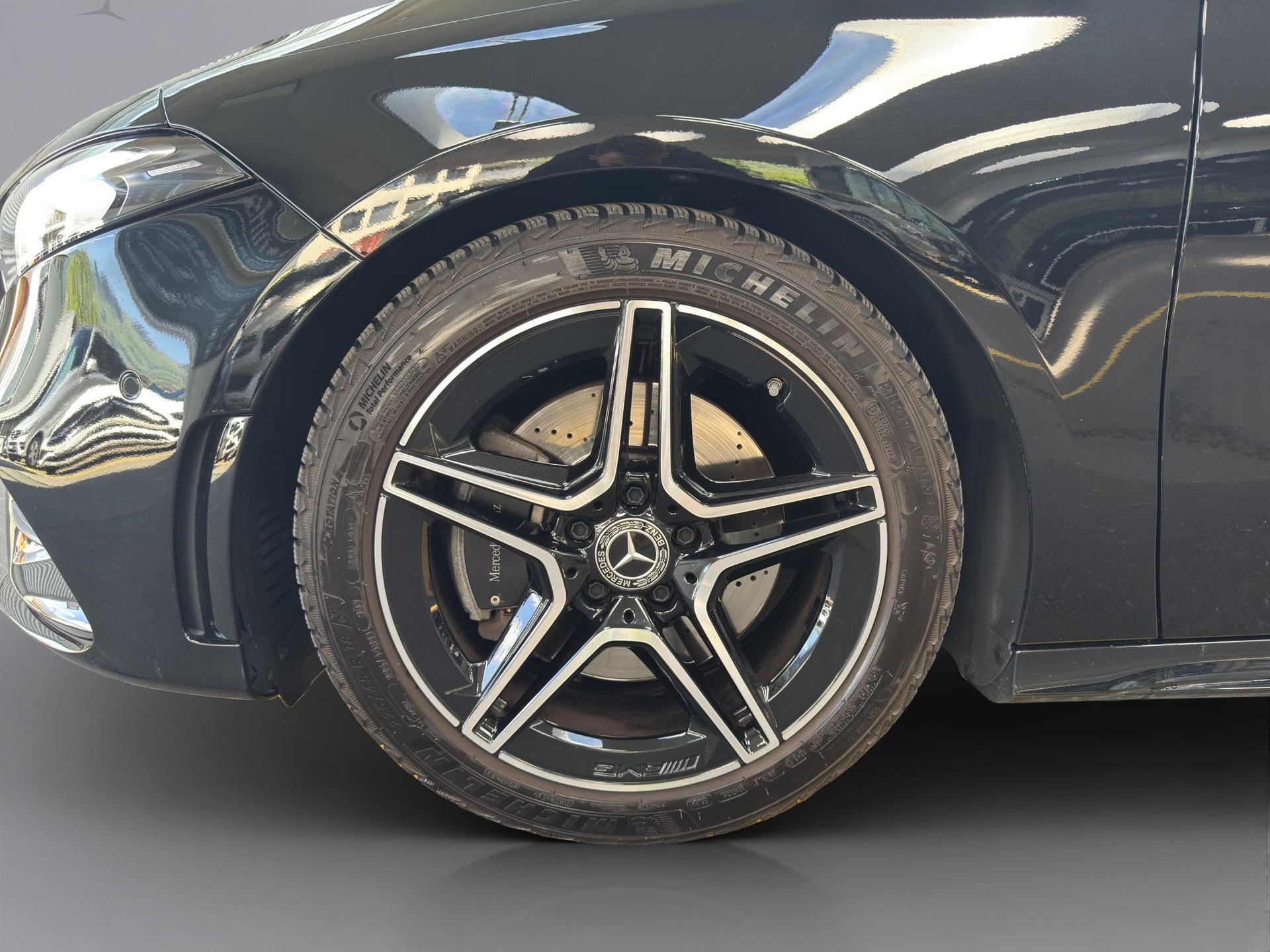 MERCEDES-BENZ A 220 AMG Line 4m-image-19