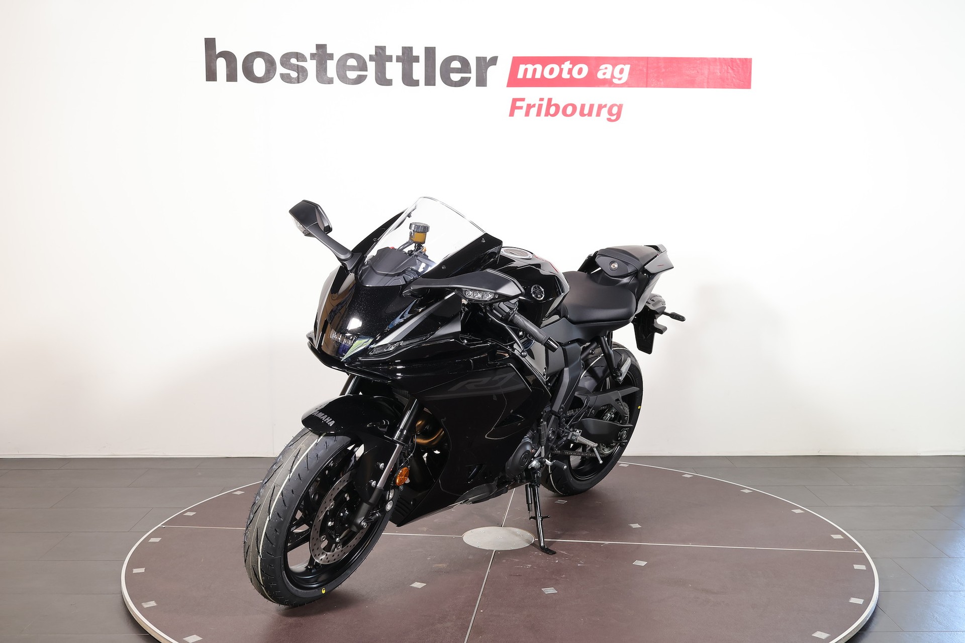 YAMAHA R7-image-5