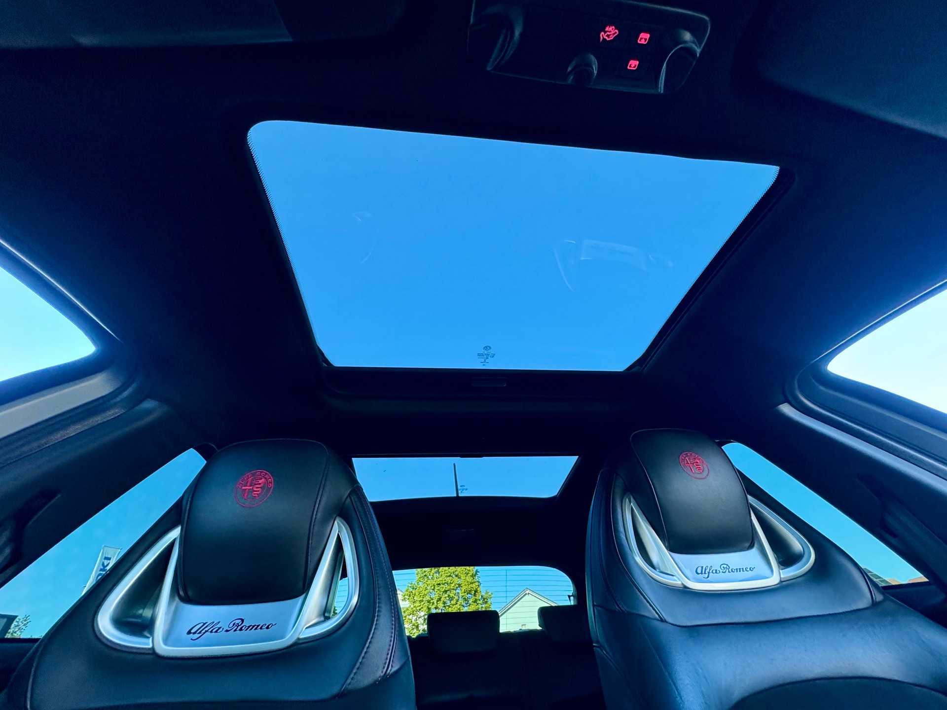 ALFA ROMEO Giulietta 1750 TBi Veloce TCT-image-6