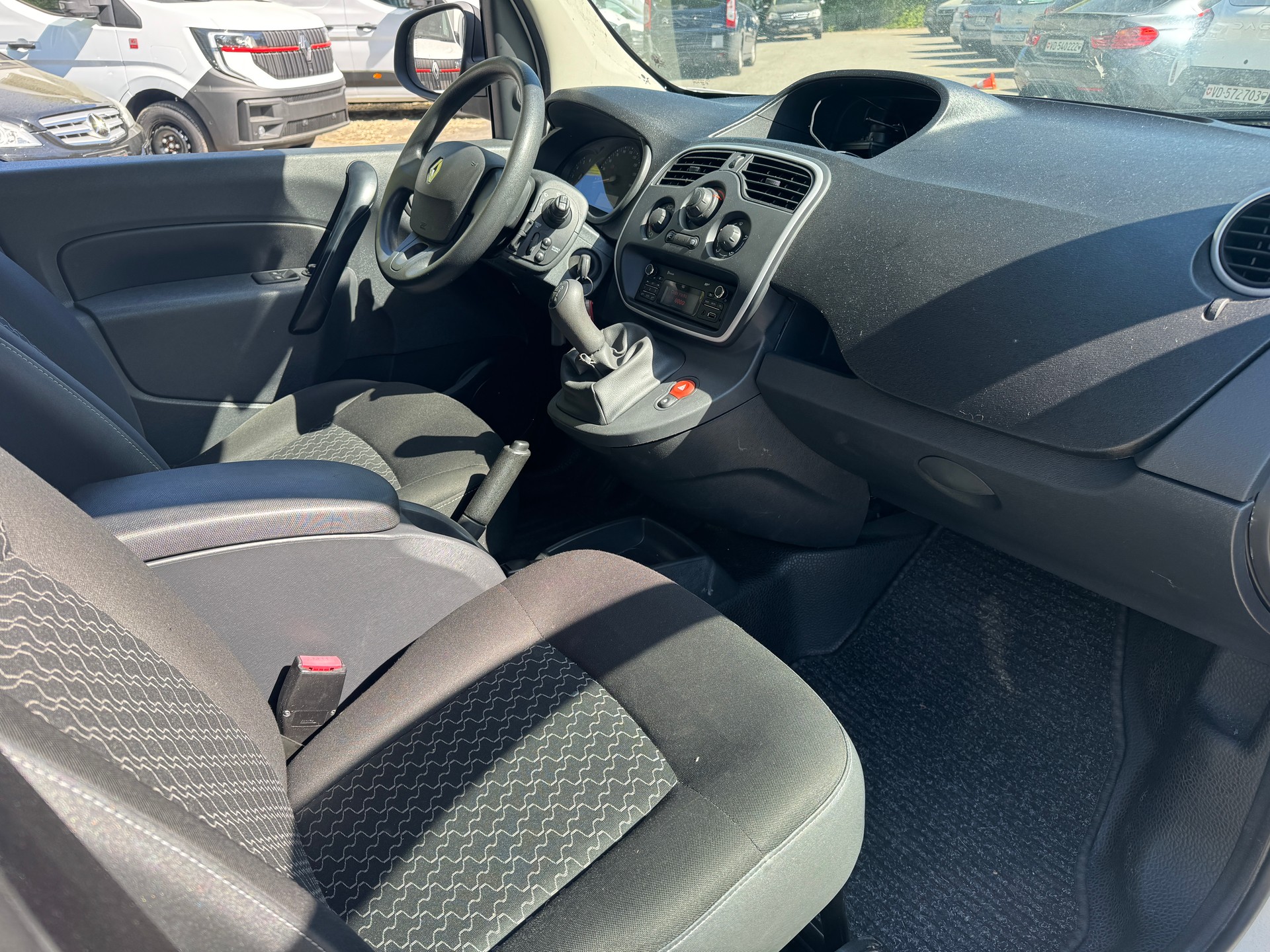 RENAULT Kangoo Medium dCi 90 ENERGY Business-image-10