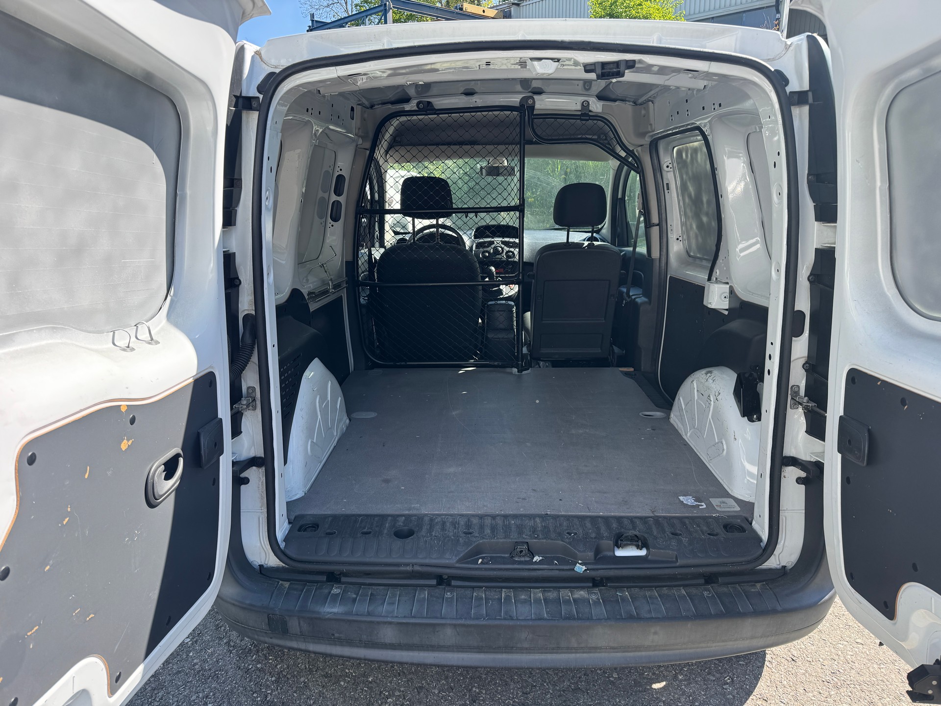 RENAULT Kangoo Medium dCi 90 ENERGY Business-image-9
