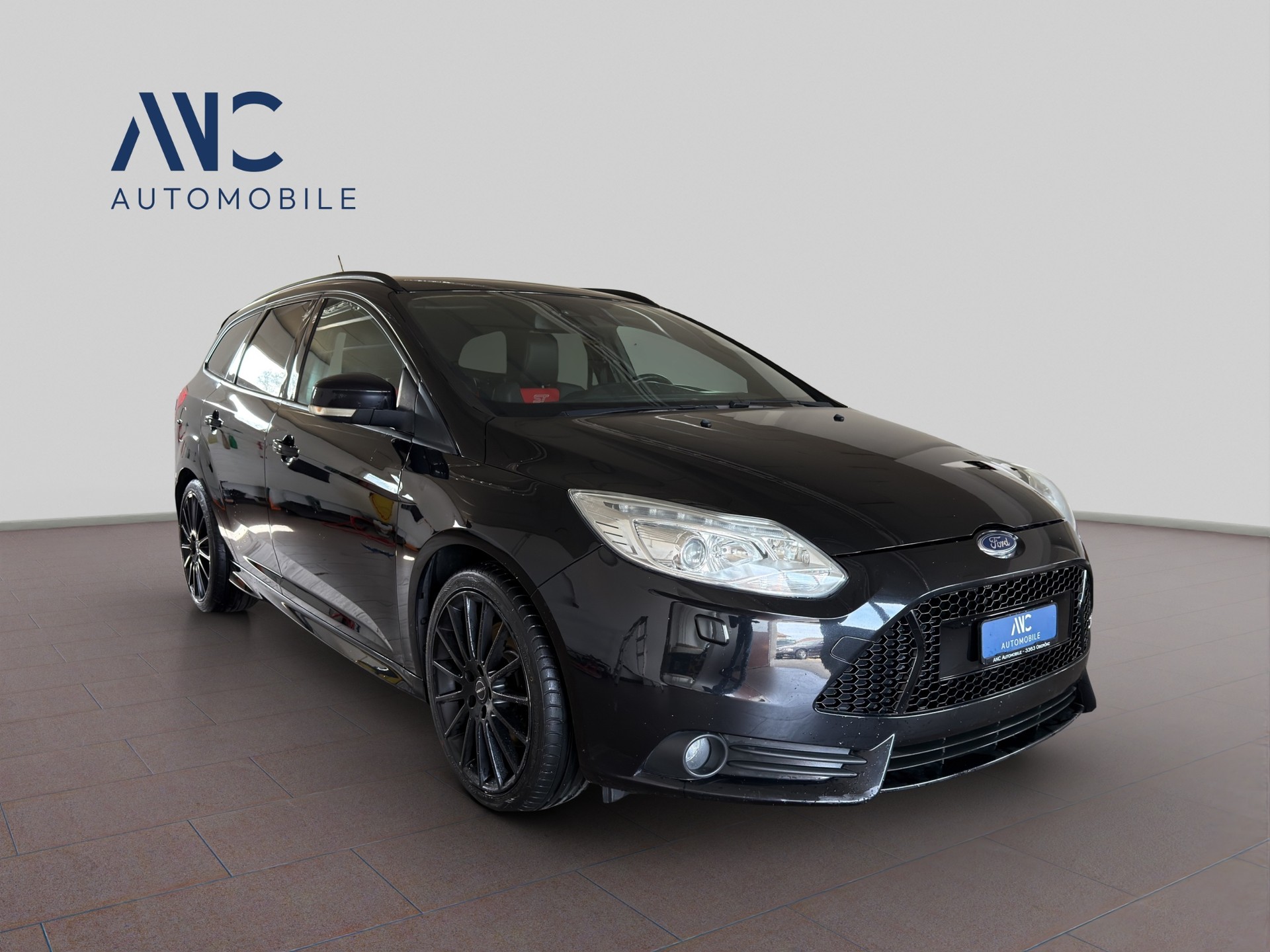 FORD Focus 2.0 SCTi ST-2-image-1