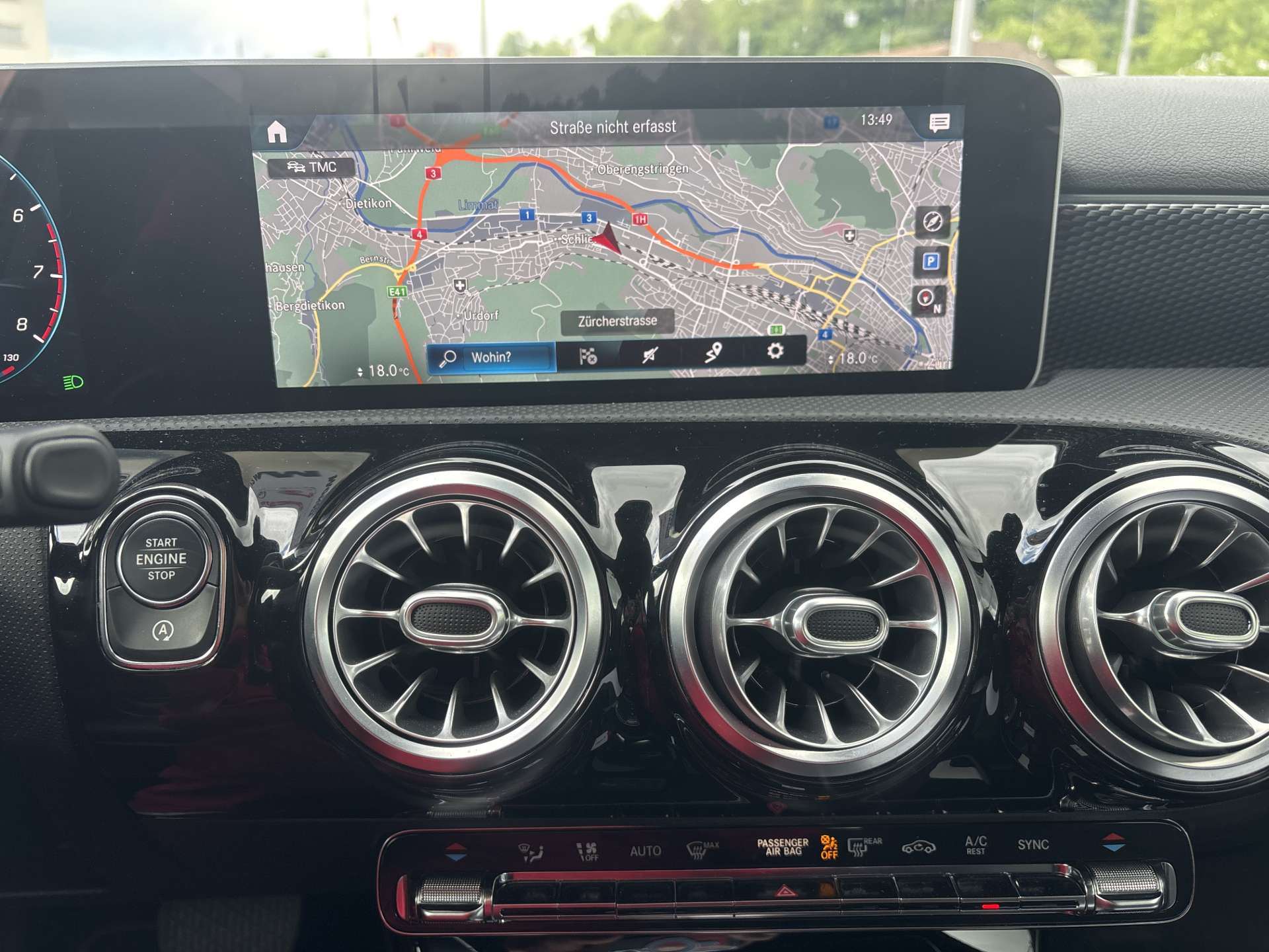 MERCEDES-BENZ A 180 Progressive Edition DCT-Automat-image-1