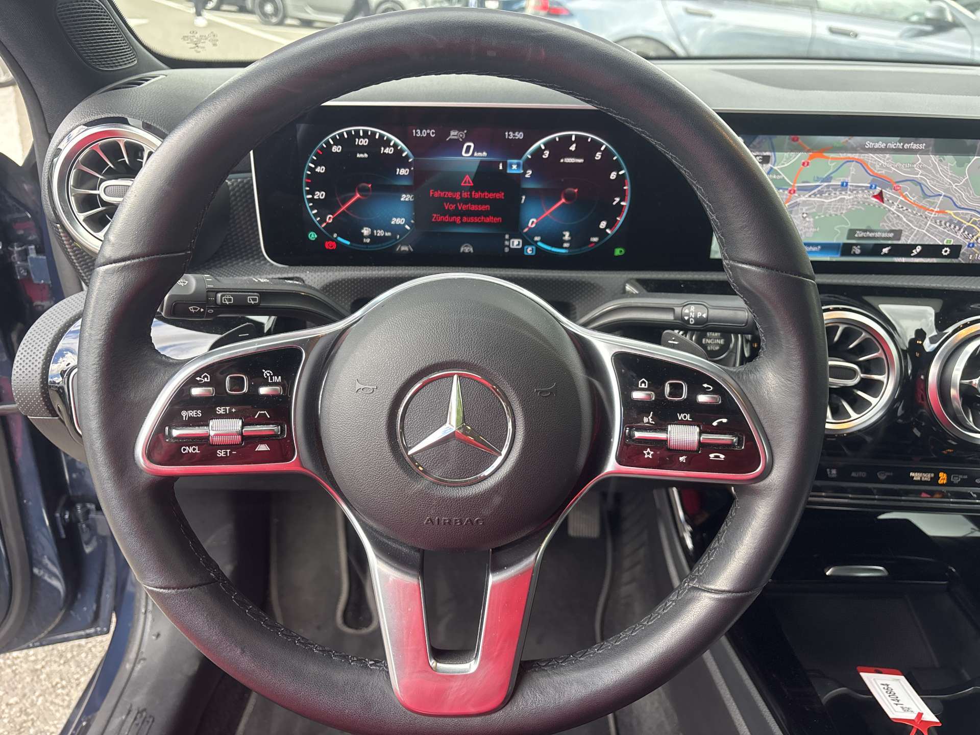 MERCEDES-BENZ A 180 Progressive Edition DCT-Automat-image-15