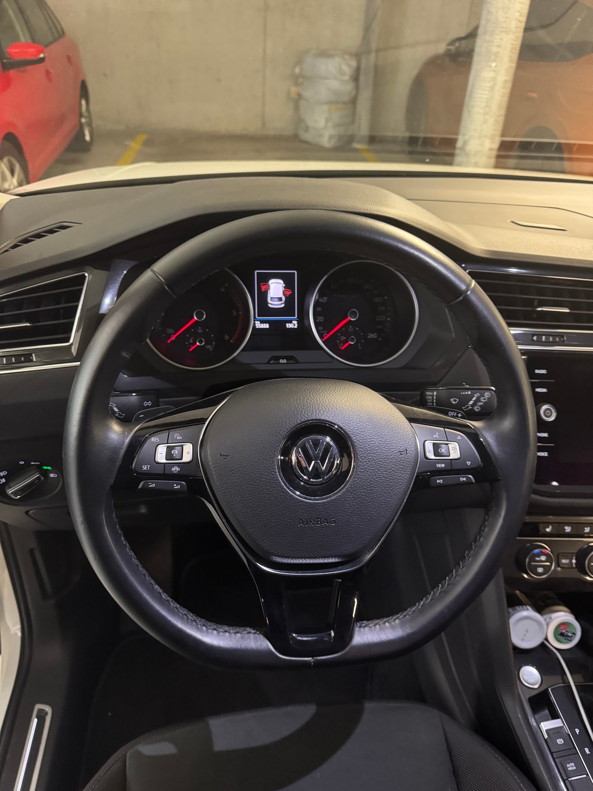 VW Tiguan 2.0 TDI Allspace SCR R-Line DSG-image-5