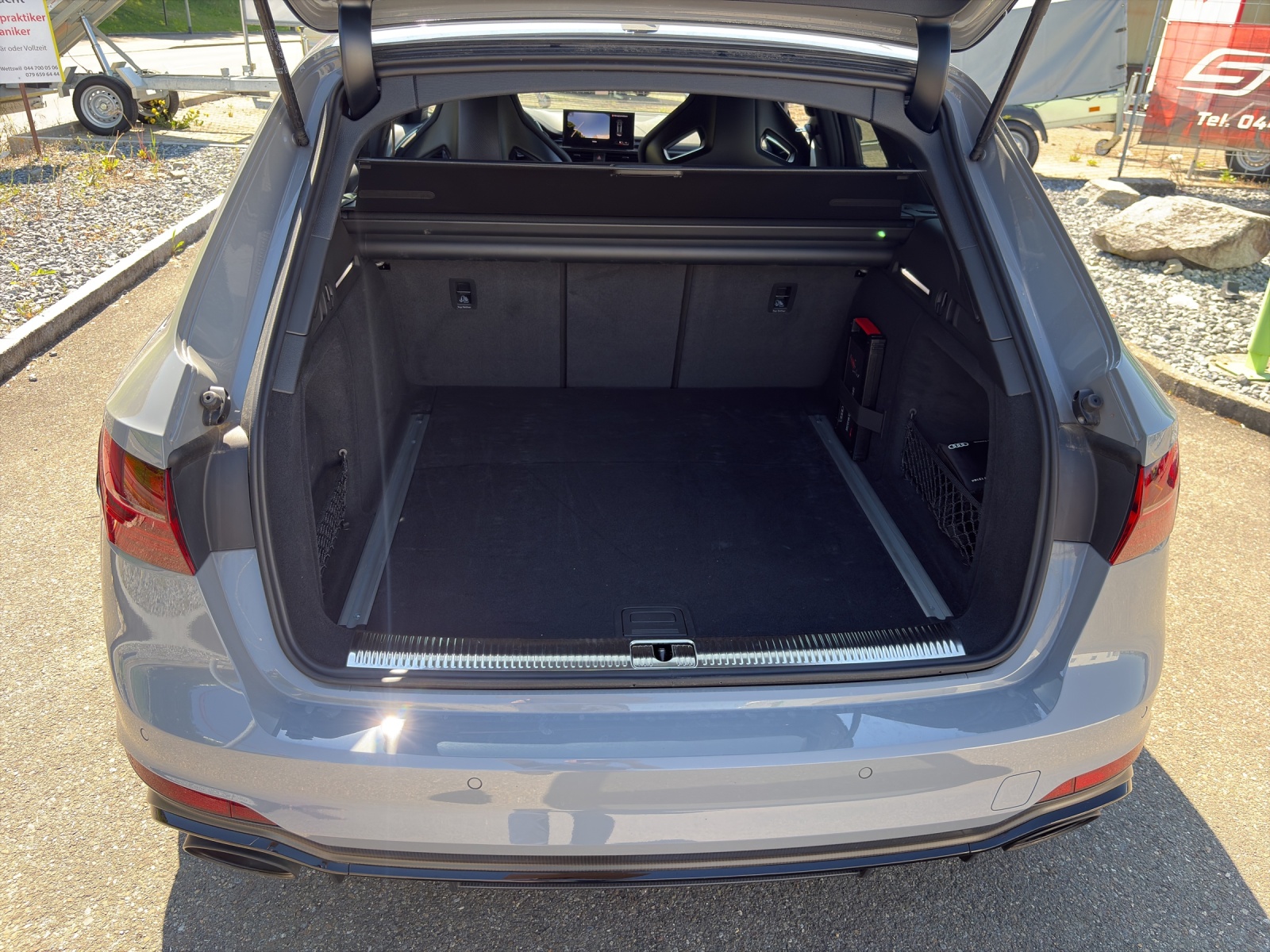 AUDI RS4 Avant 2.9 V6 TFSI 25 year edition quattro T-Tronic-image-17