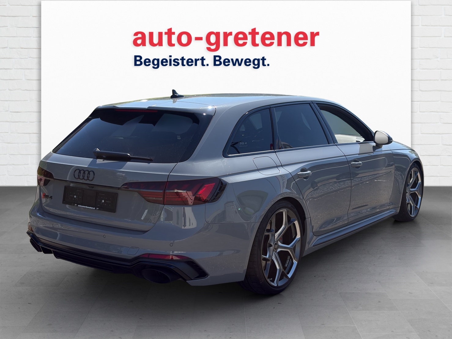 AUDI RS4 Avant 2.9 V6 TFSI 25 year edition quattro T-Tronic-image-2