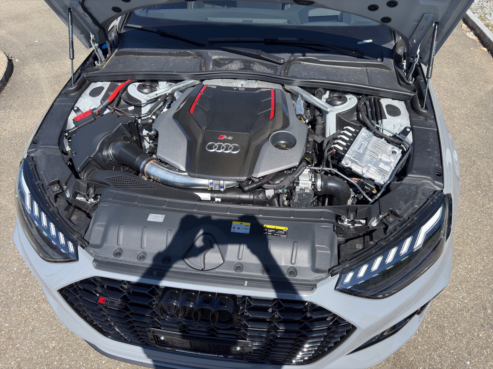 AUDI RS4 Avant 2.9 V6 TFSI 25 year edition quattro T-Tronic-image-18