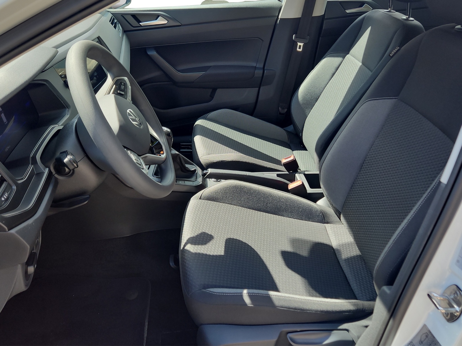 VW Polo 1.0 TSI Basis-image-7