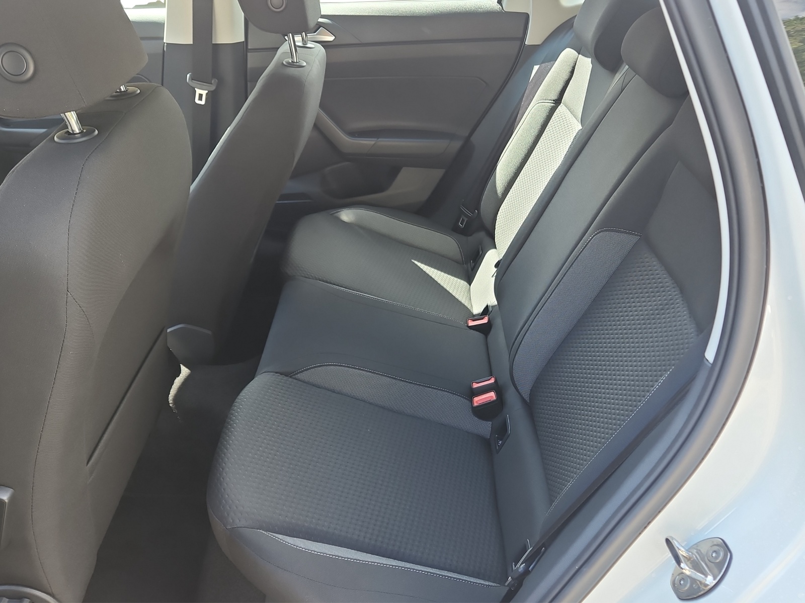 VW Polo 1.0 TSI Basis-image-13
