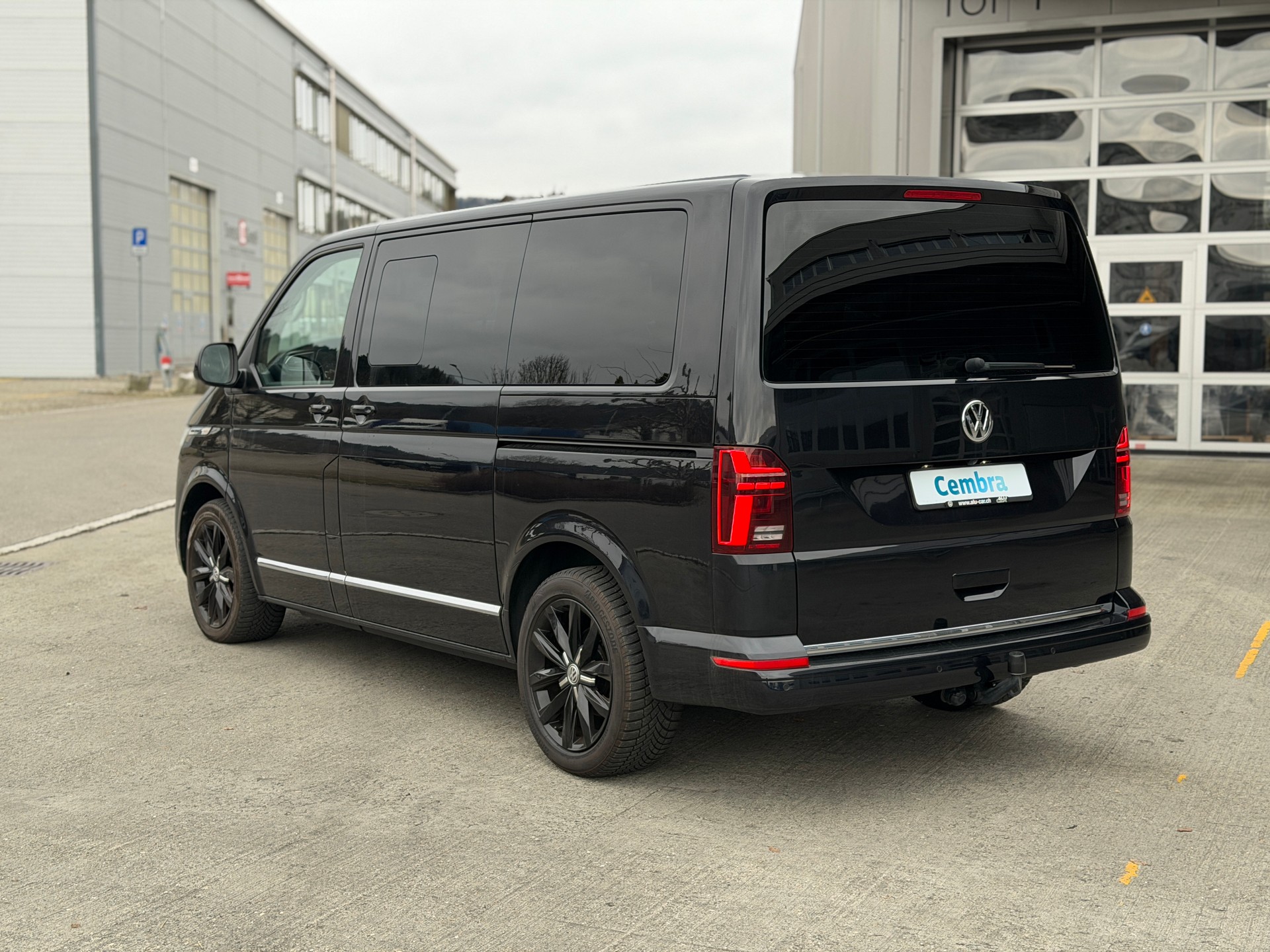 VW T6.1 Multivan 2.0 Bi-TDI Highline 4Motion DSG Ab Grosse Service-image-3