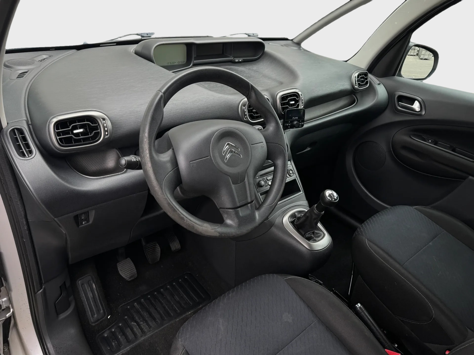 CITROEN C3 Picasso 1.4i 16V Séduction-image-9