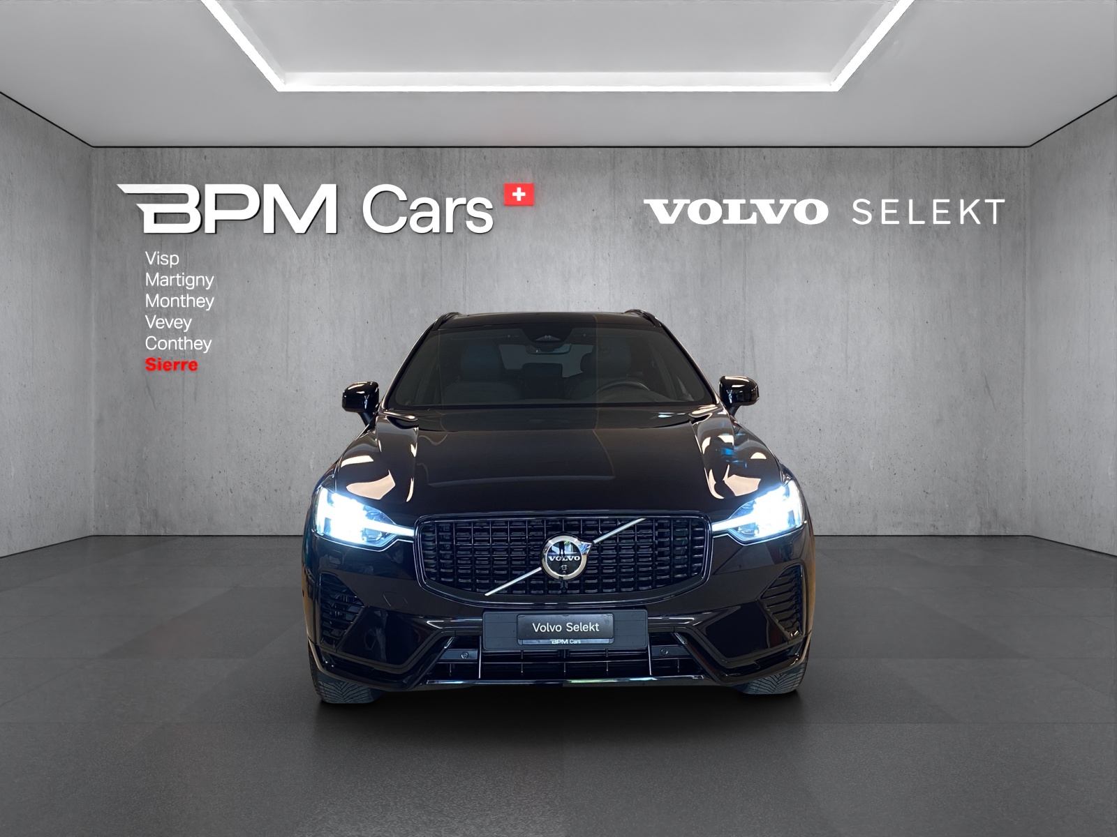 VOLVO XC60 T8 eAWD PluginHybrid Plus Dark Geartronic-image-2