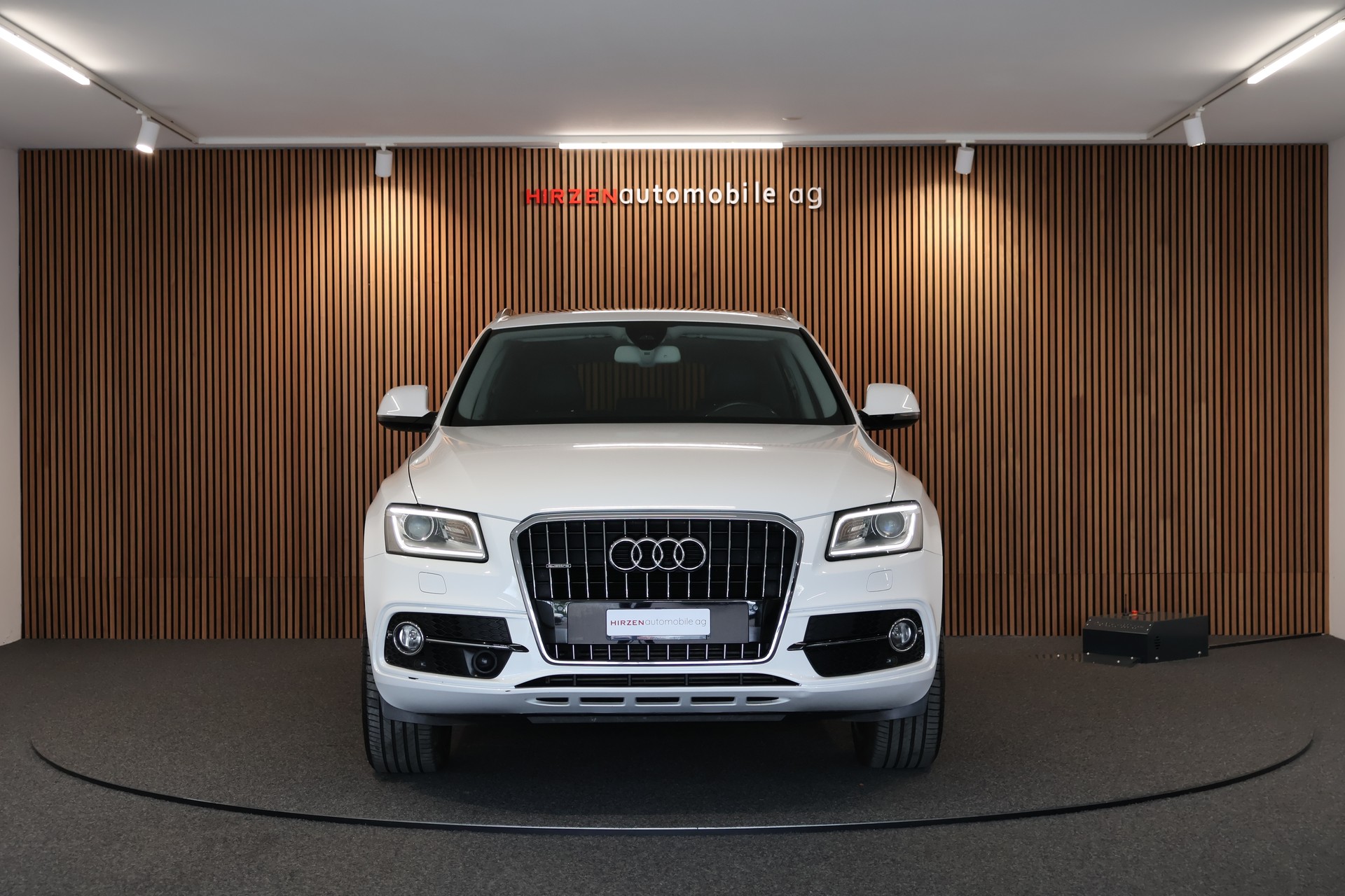 AUDI Q5 2.0 TFSI quattro S line tiptronic-image-7