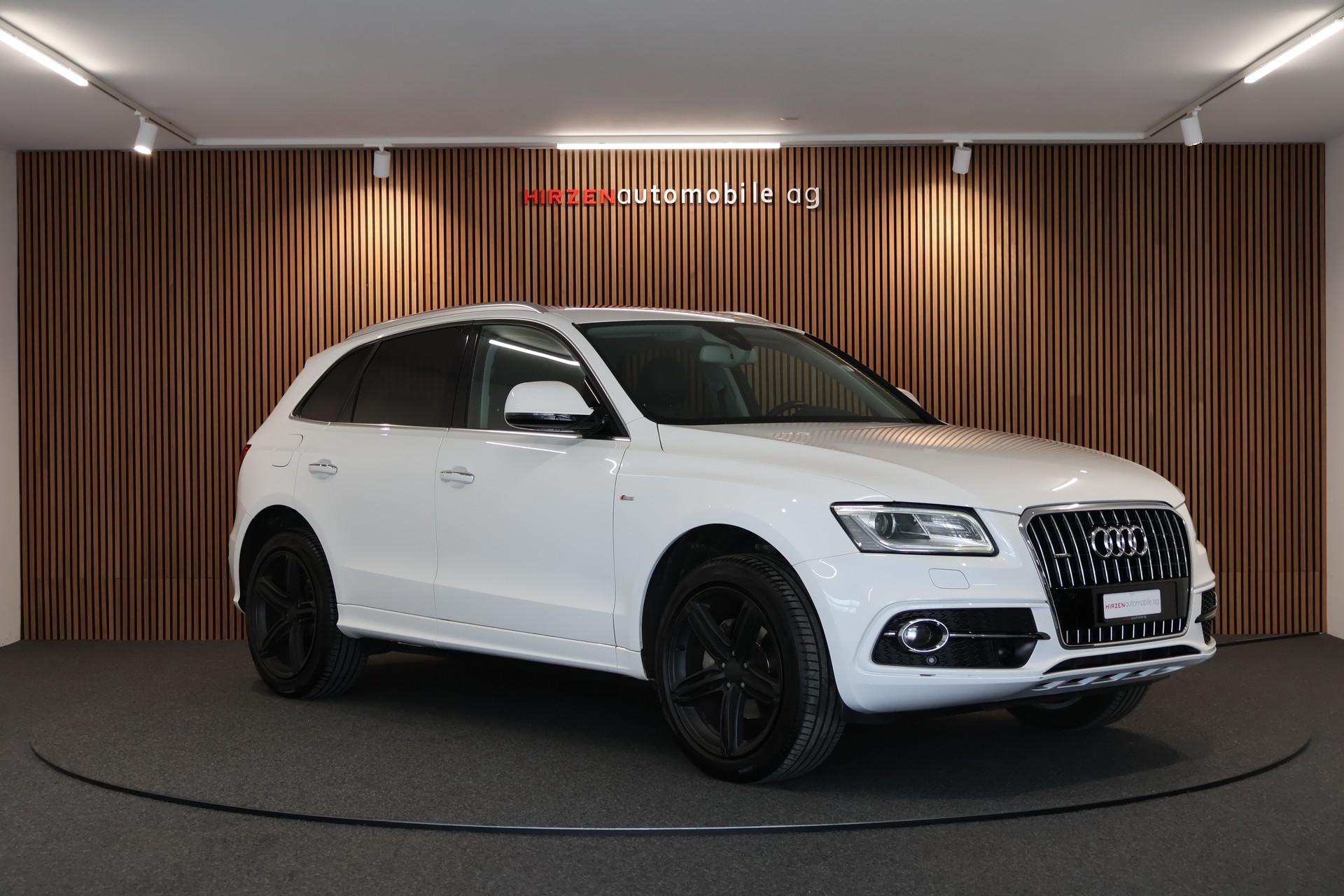 AUDI Q5 2.0 TFSI quattro S line tiptronic-image-6