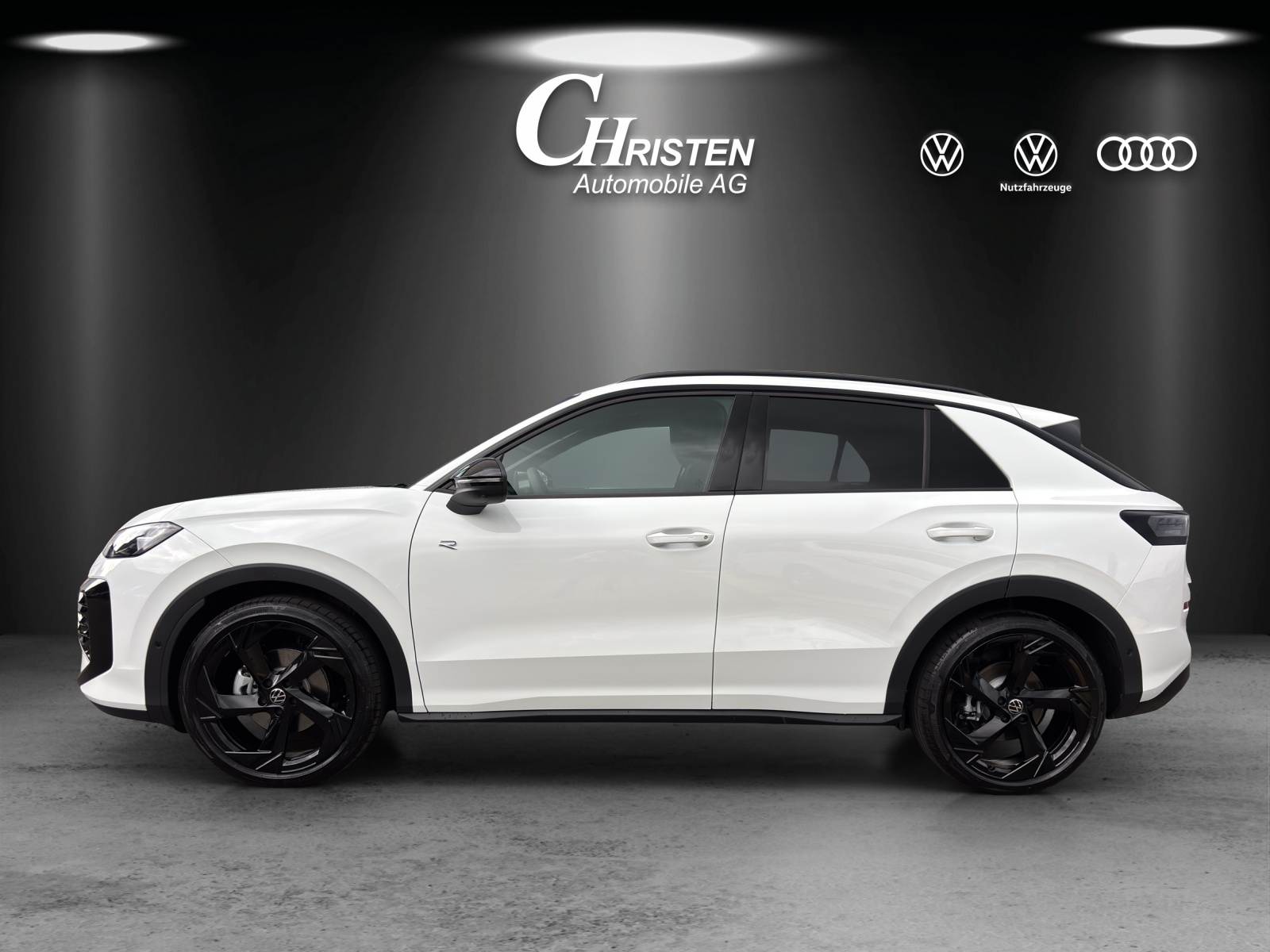 VW T-Roc 1.5 eTSI mHEV R-Line DSG-image-1