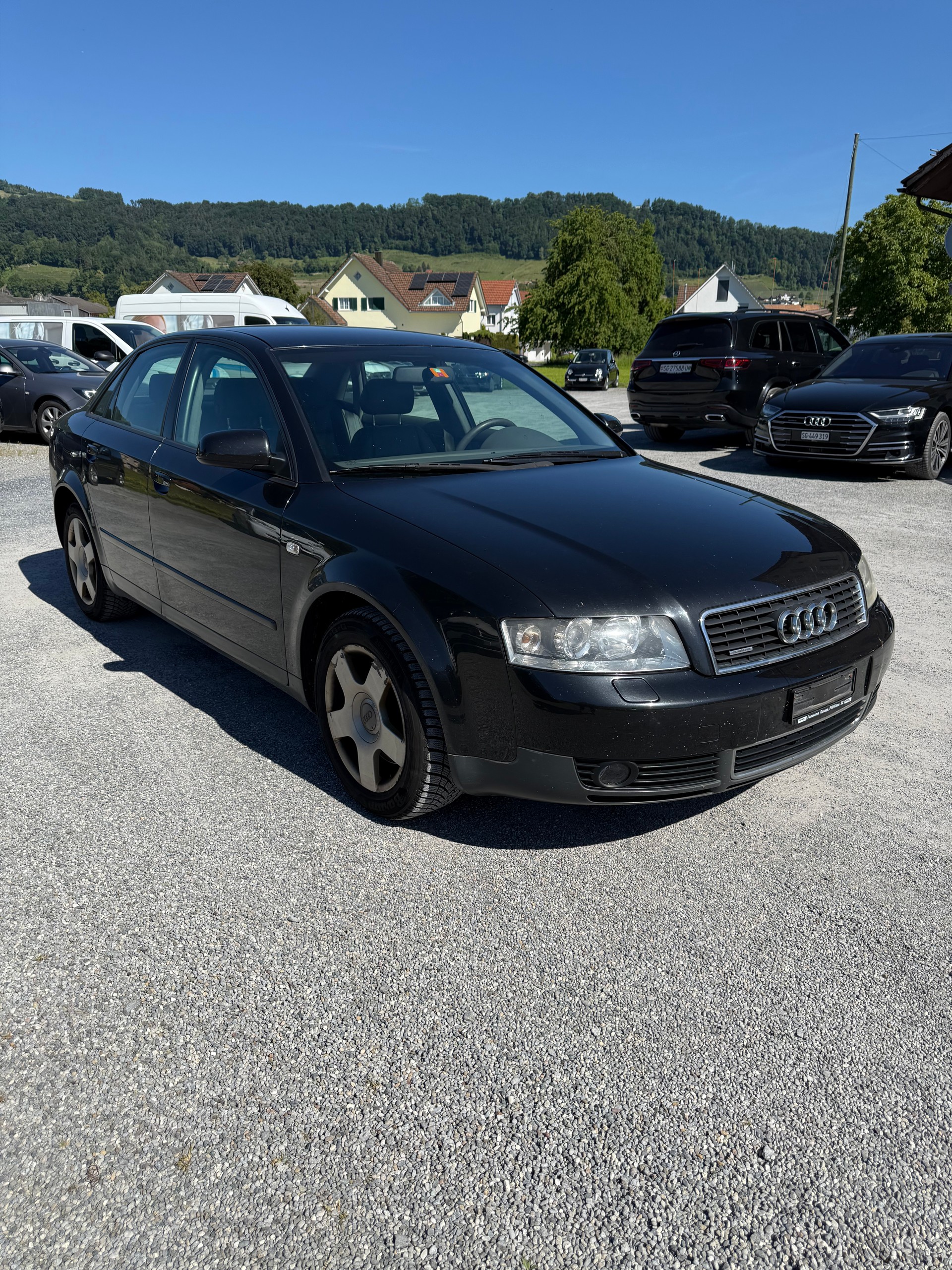 AUDI A4 3.0 V6 quattro-image-1