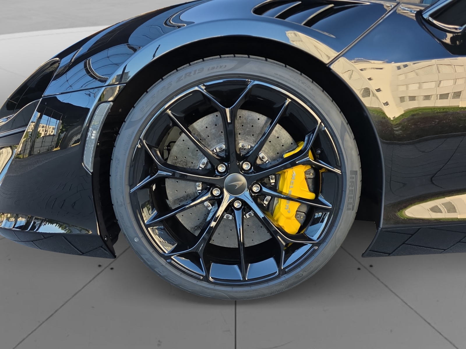 McLAREN ARTURA 3.0 V6 Performance-image-8