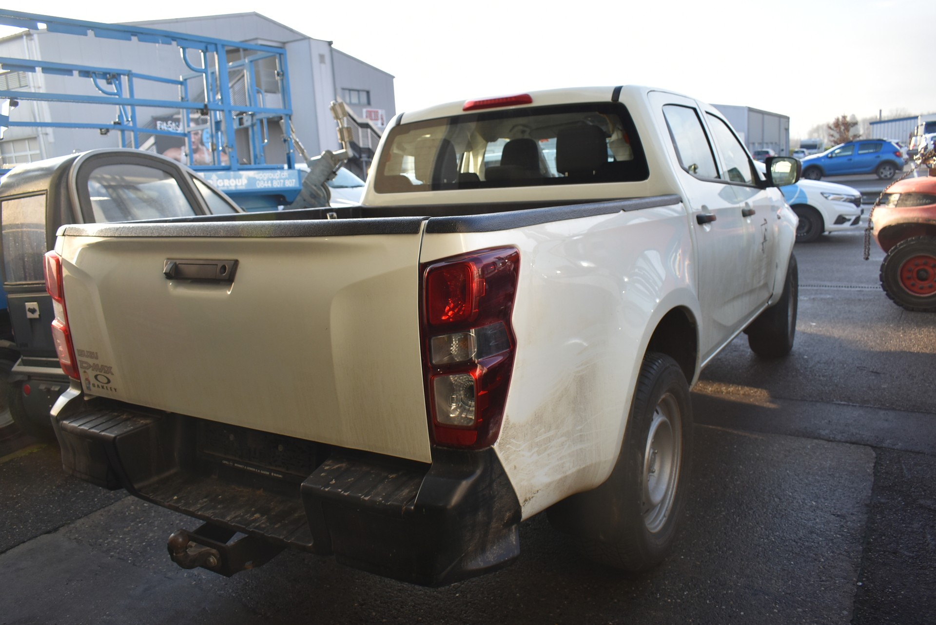 ISUZU D-MAX 1.9 SpaceCab N60B 4x4-image-9