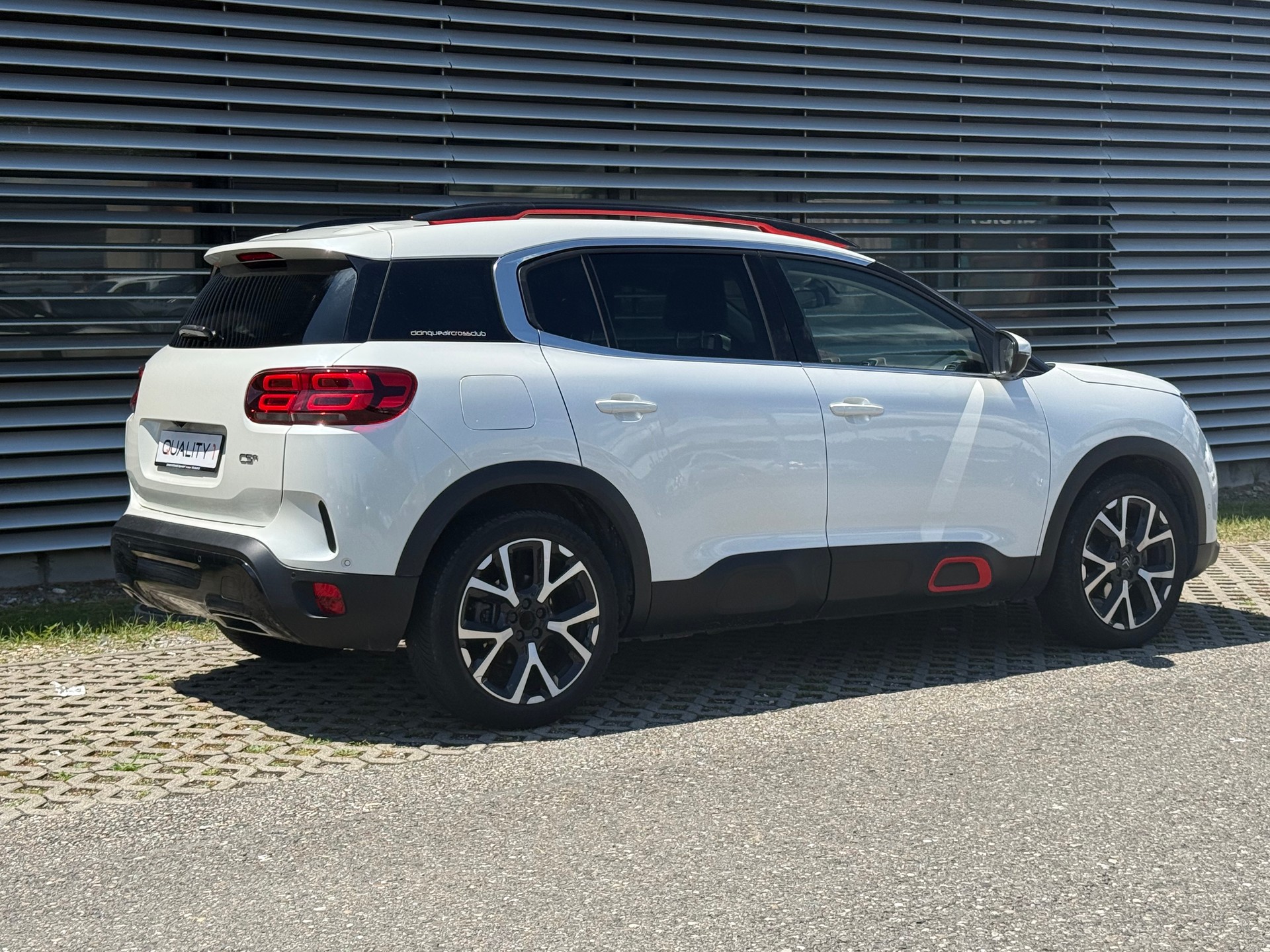 CITROEN C5 Aircross 1.6i PureTech Shine EAT8-image-1