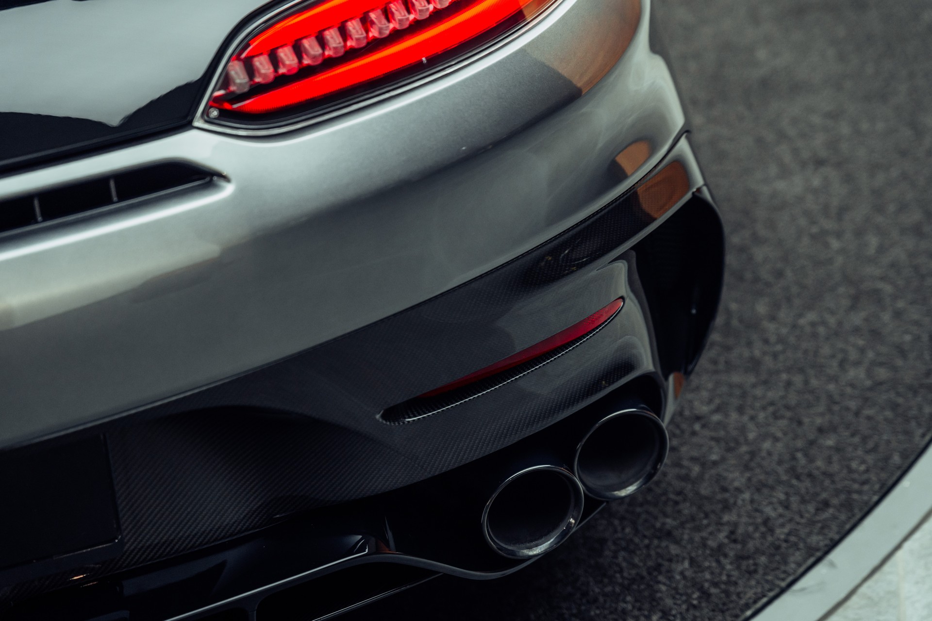 MERCEDES-BENZ AMG GT Black Series-image-23