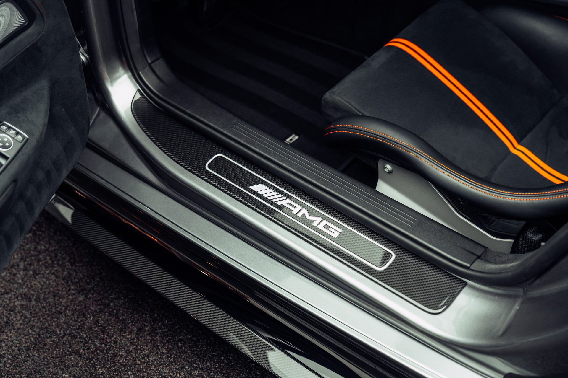 MERCEDES-BENZ AMG GT Black Series-image-15