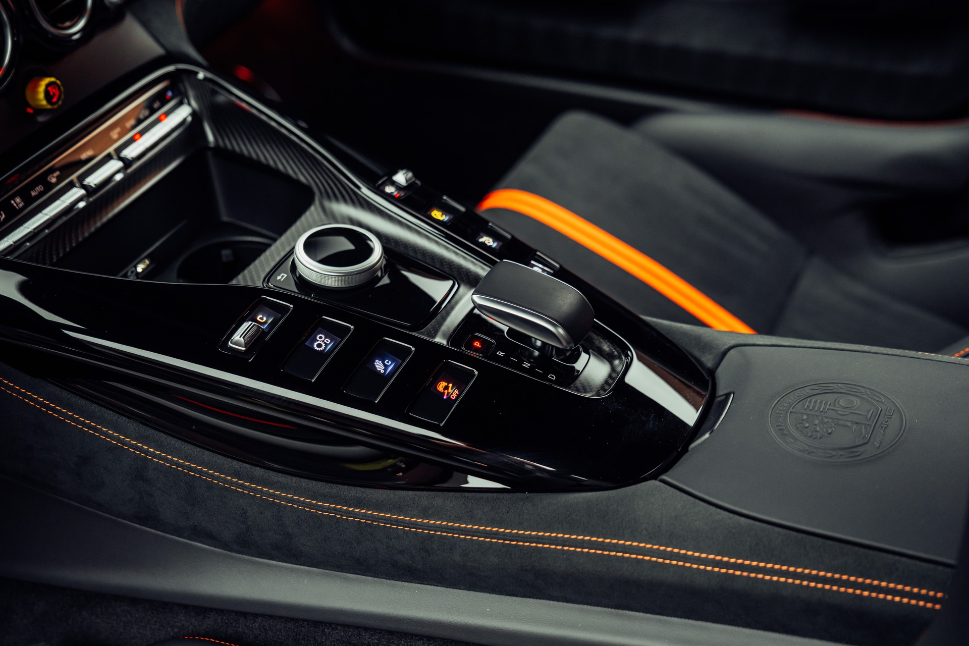 MERCEDES-BENZ AMG GT Black Series-image-13