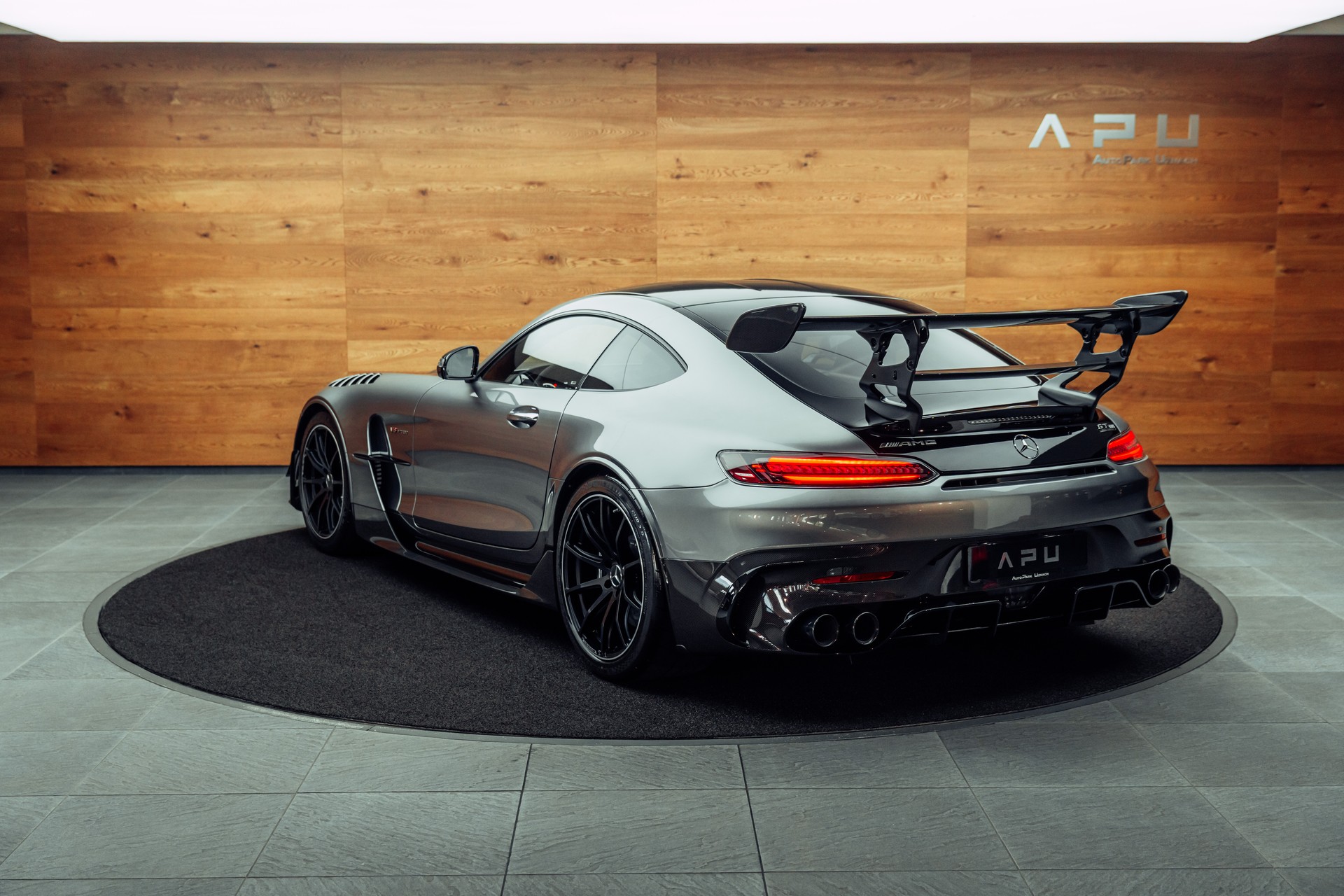 MERCEDES-BENZ AMG GT Black Series-image-2