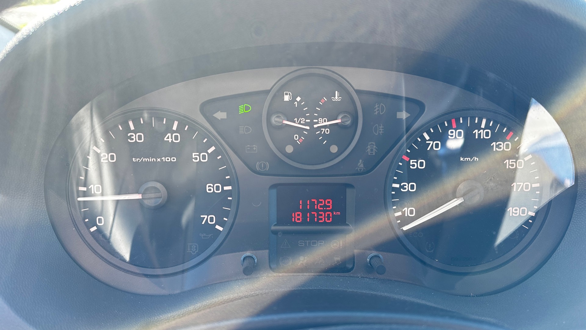 PEUGEOT 2.0 HDI 130-image-3