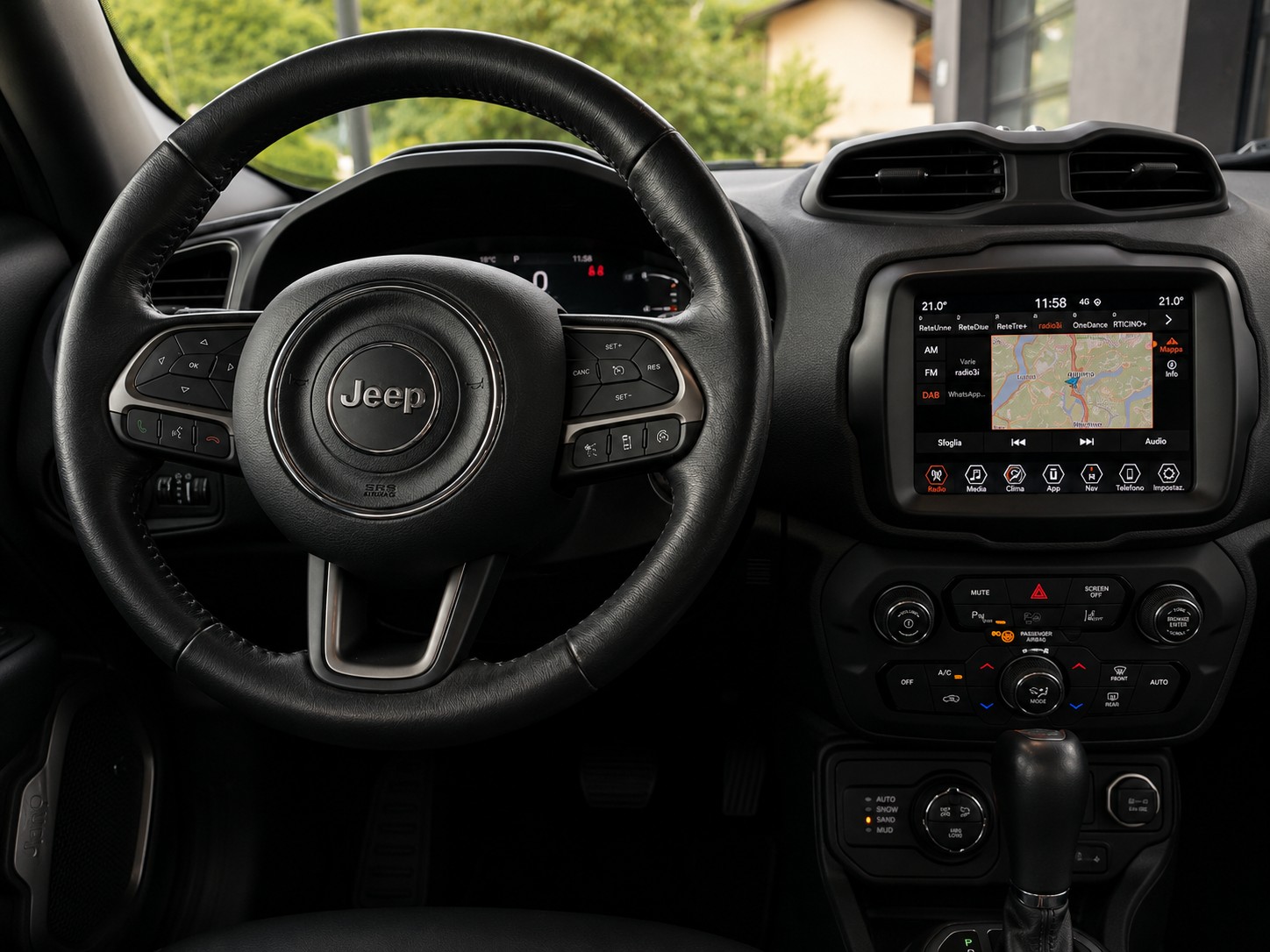 JEEP Renegade 1.3 T PHEV S AWD-image-15