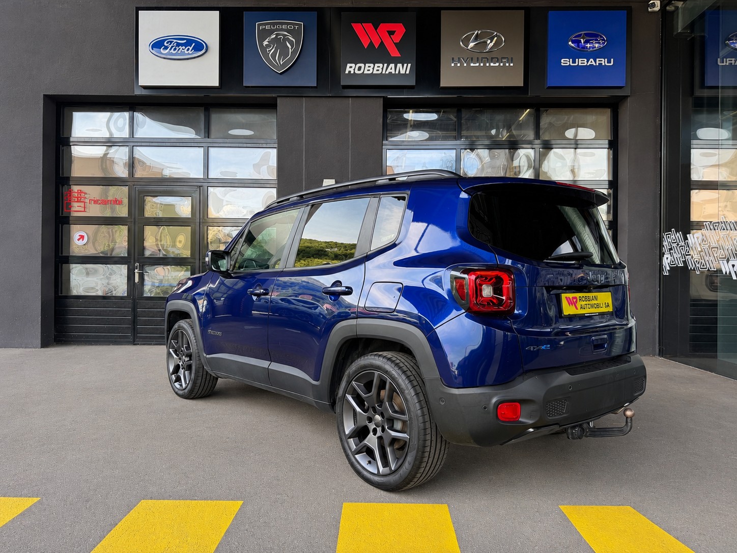 JEEP Renegade 1.3 T PHEV S AWD-image-2