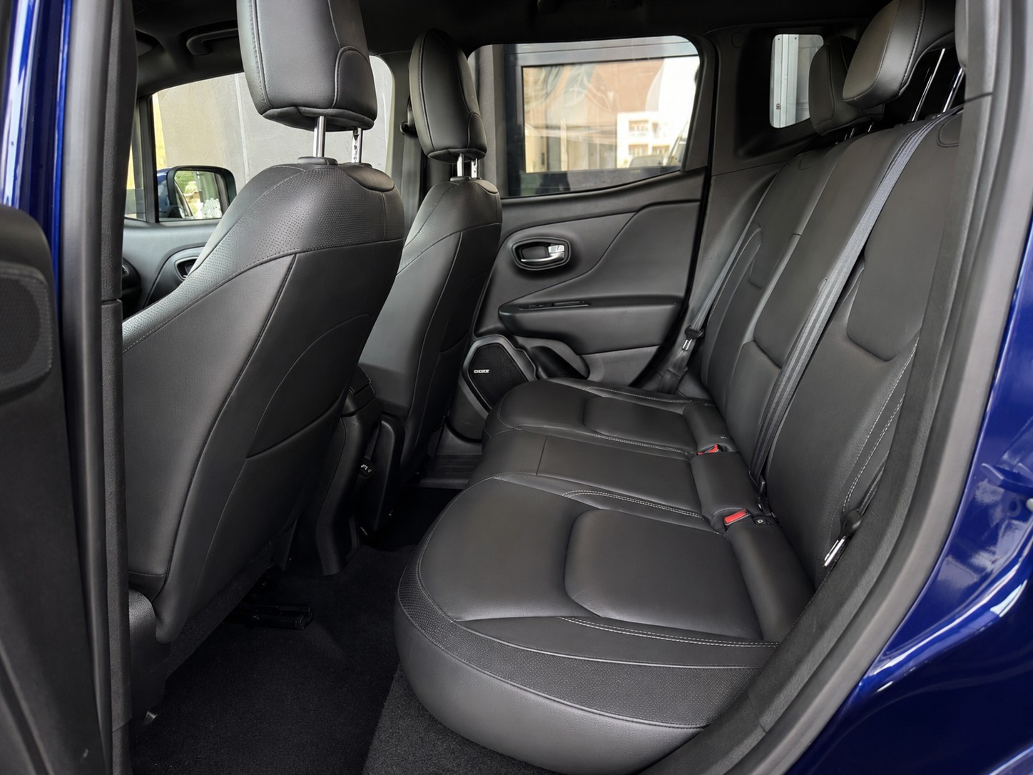 JEEP Renegade 1.3 T PHEV S AWD-image-10