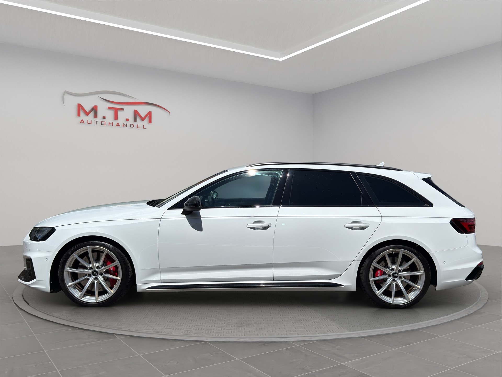 AUDI RS4 Avant 2.9 TFSI quattro tiptronic-image-7
