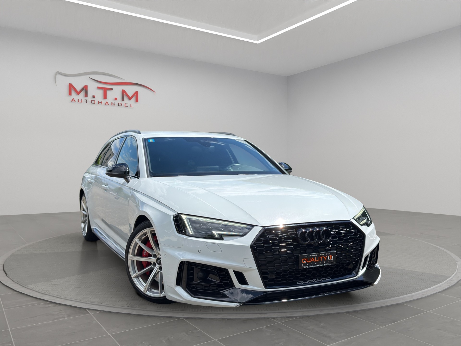 AUDI RS4 Avant 2.9 TFSI quattro tiptronic-image-0