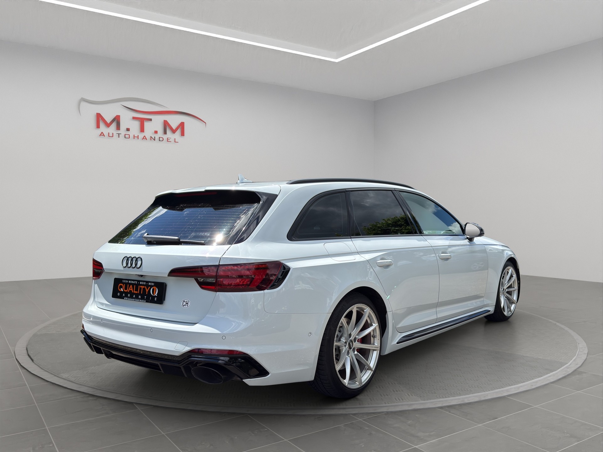 AUDI RS4 Avant 2.9 TFSI quattro tiptronic-image-11