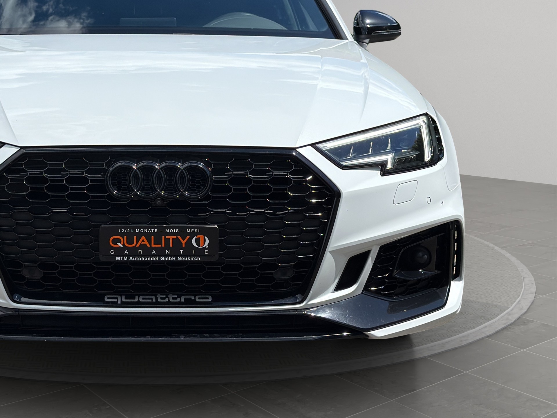 AUDI RS4 Avant 2.9 TFSI quattro tiptronic-image-3