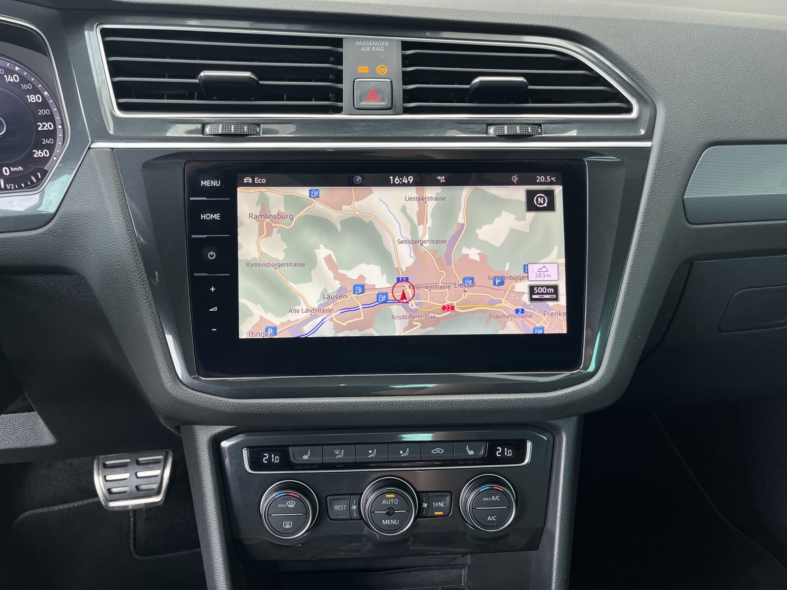 VW Tiguan 2.0TSI Highline 4Motion-image-7