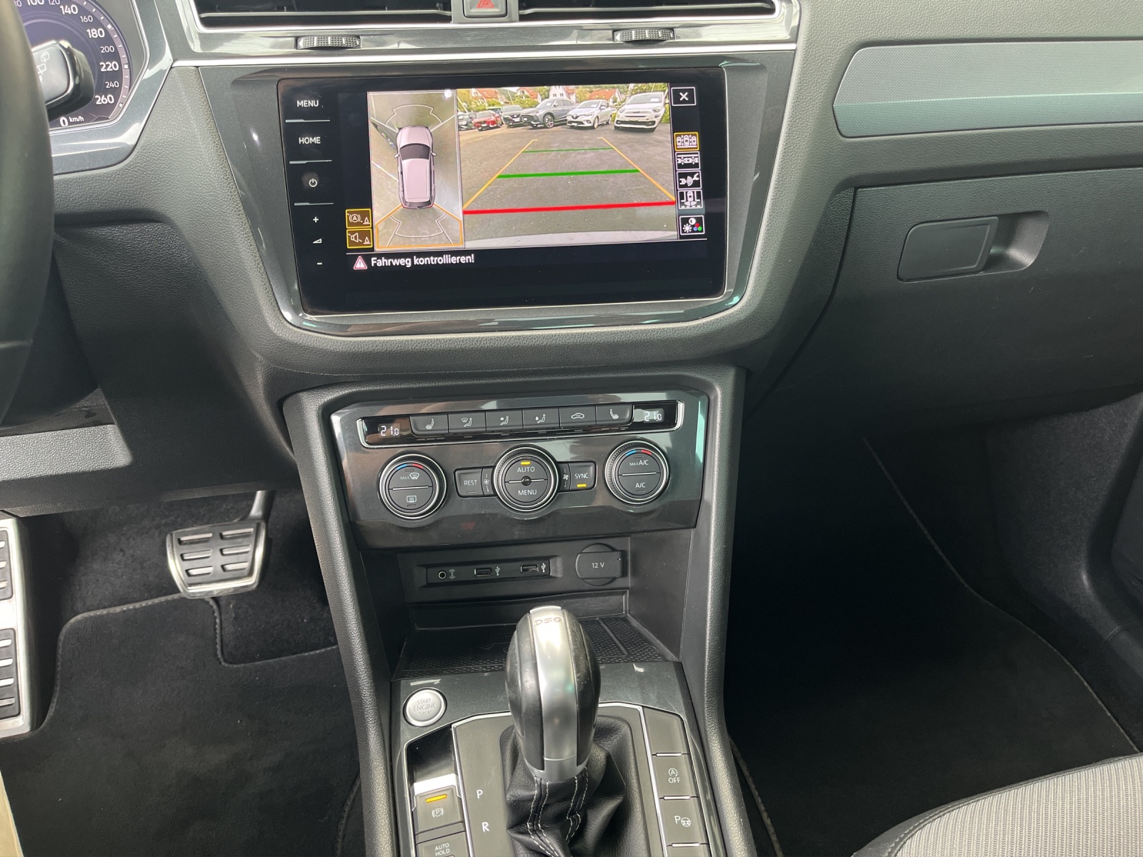 VW Tiguan 2.0TSI Highline 4Motion-image-6