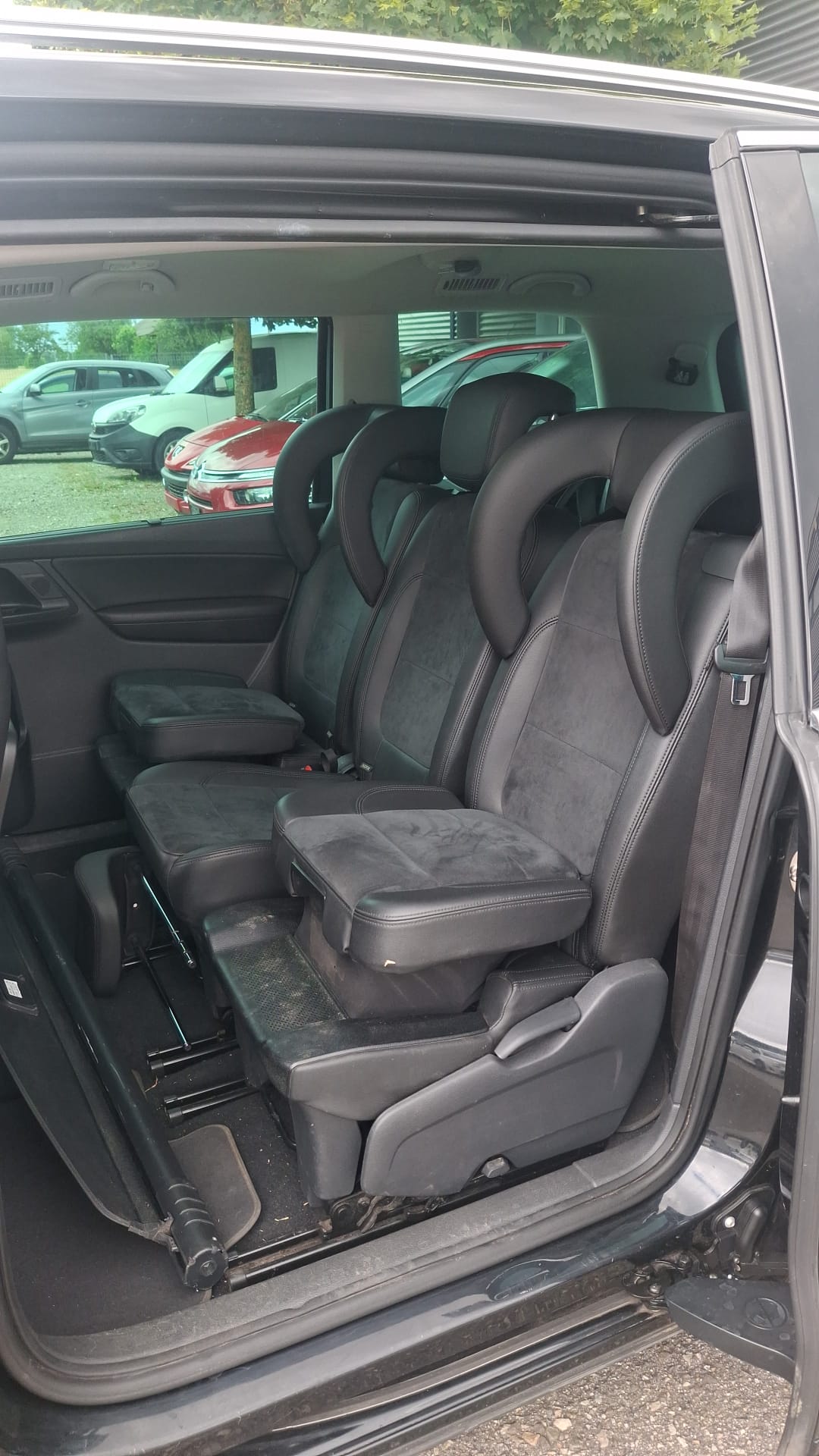 VW Sharan 2.0 TDI BMT Highline DSG-image-8