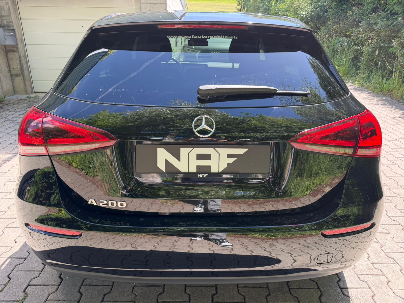 MERCEDES-BENZ A 200 Style 7G-DCT-image-3