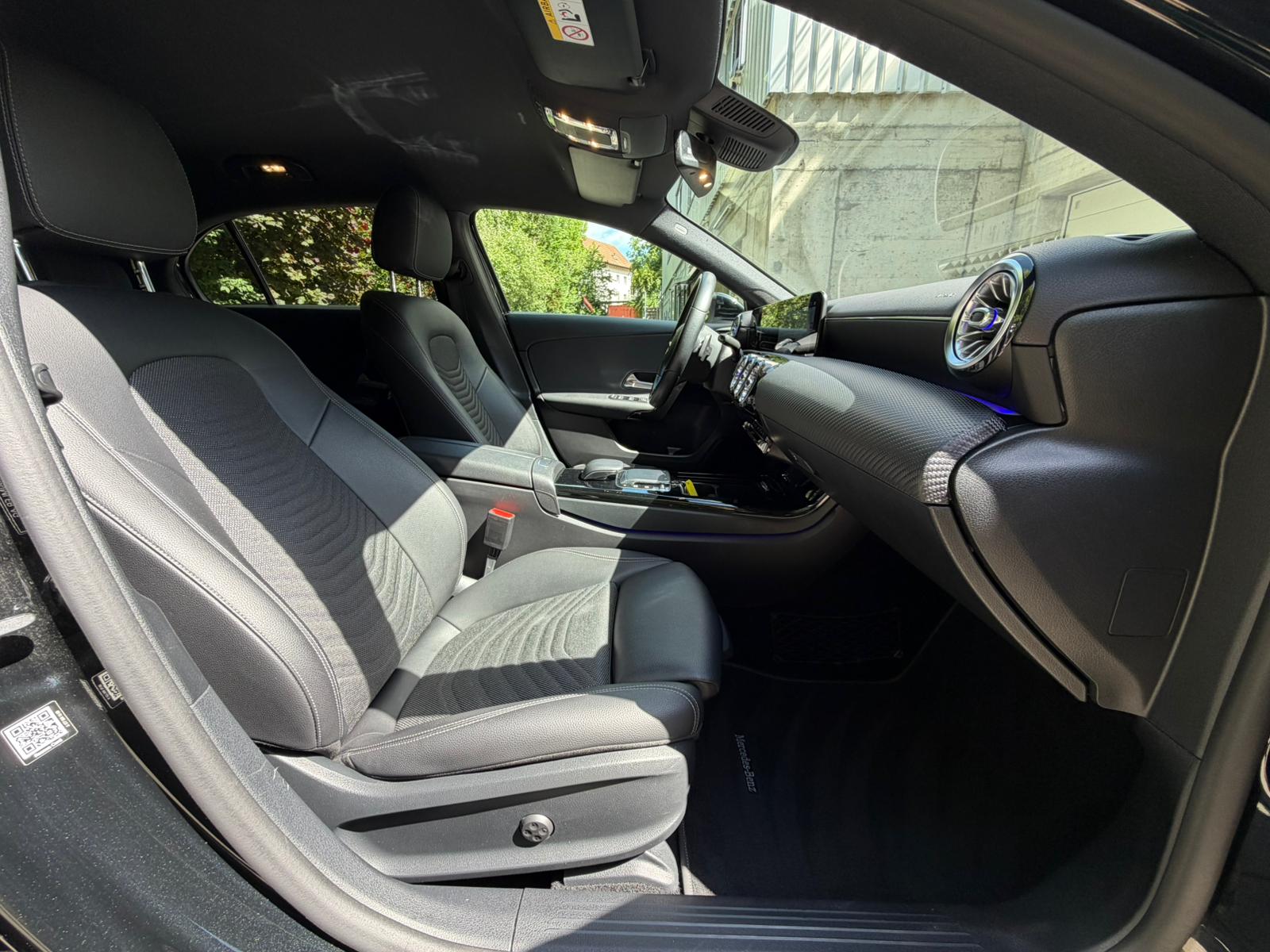 MERCEDES-BENZ A 200 Style 7G-DCT-image-15