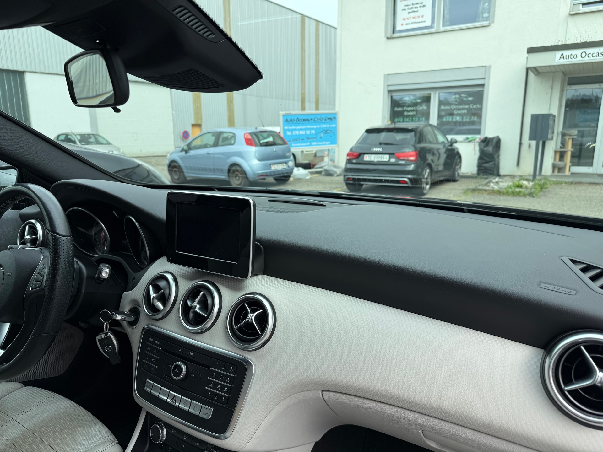 MERCEDES-BENZ A 180 Night Star 7G-DCT-image-3