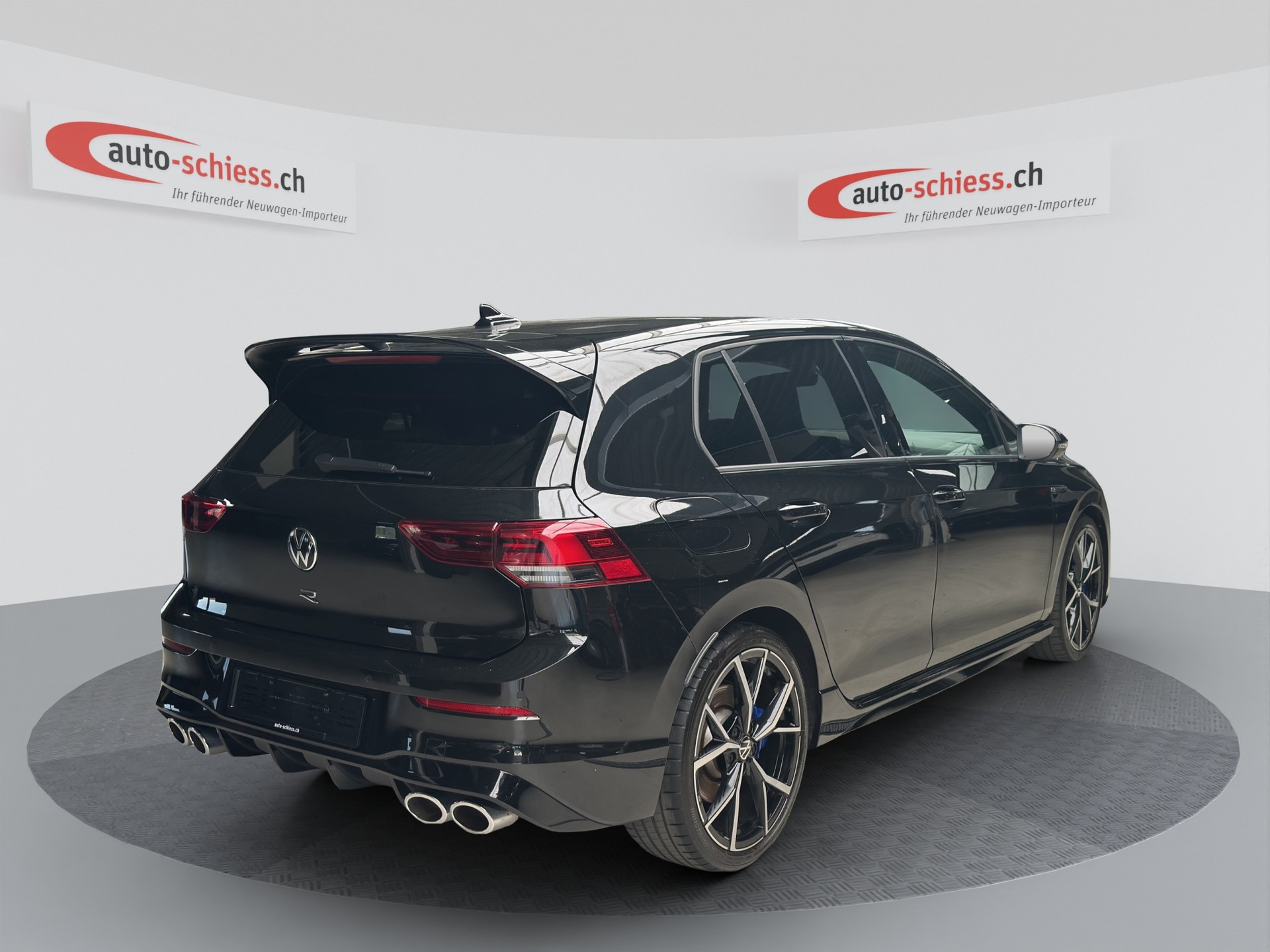 VW Golf 2.0 TSI R DSG 4Motion Performance Black Style-image-4