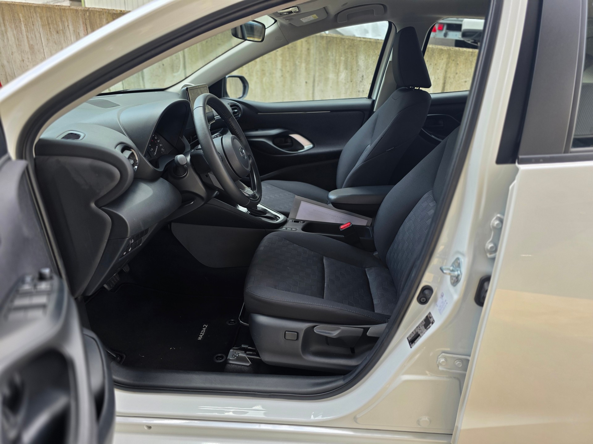 MAZDA 2 Hybrid Exclusive-line-image-7