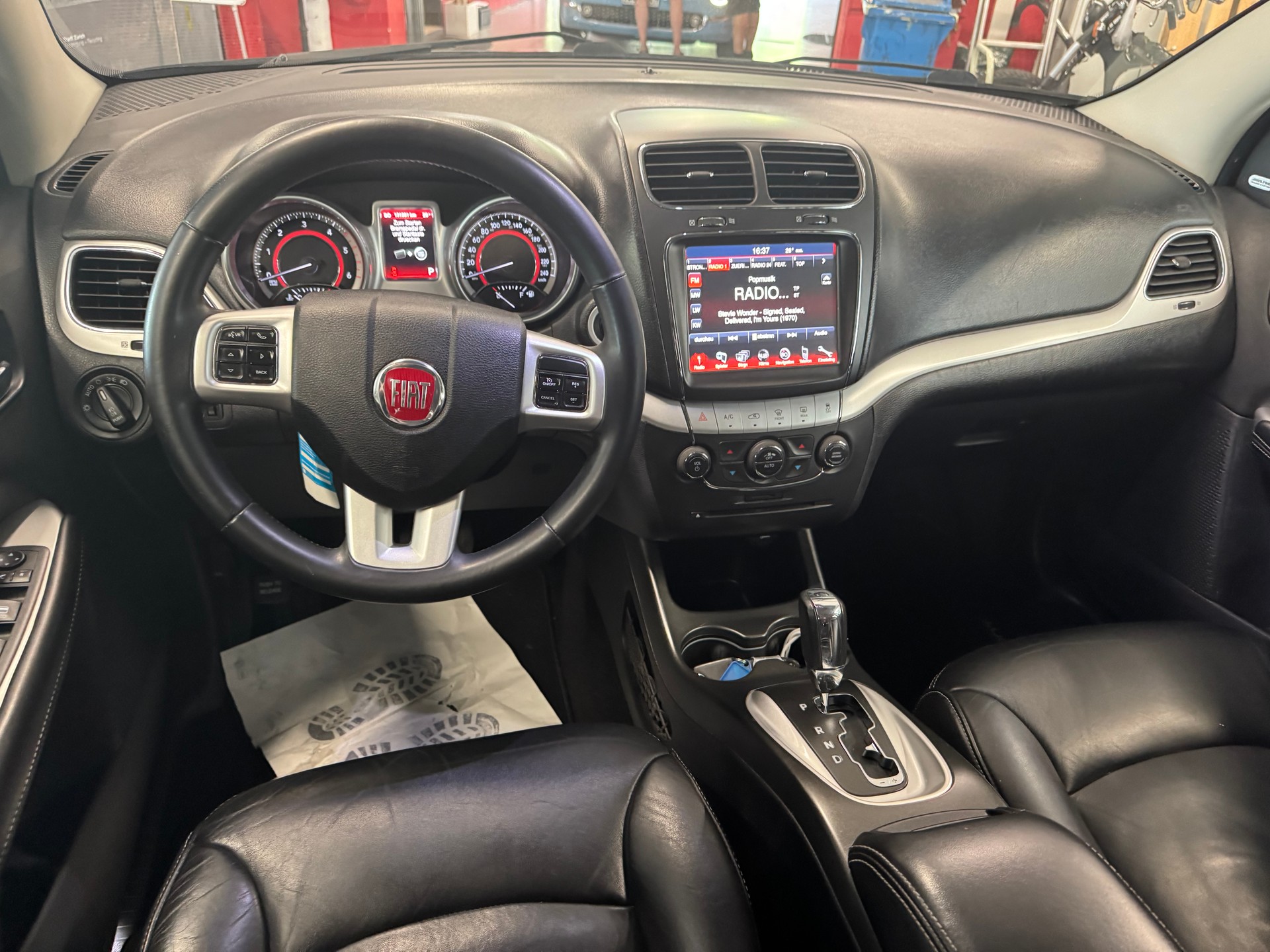 FIAT Freemont 2.0 MJ Lounge AWD Automat-image-8