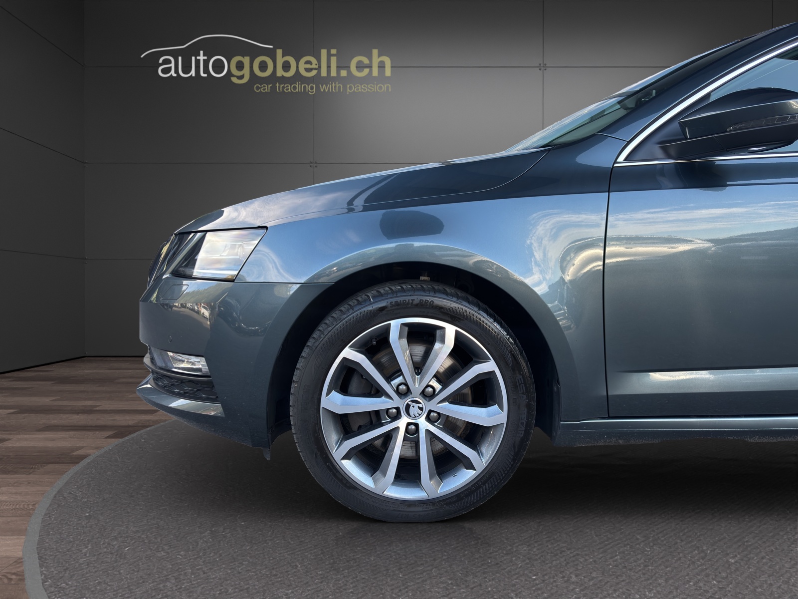 SKODA Octavia Combi 1.8 TSI Ambition 4x4 DSG-image-13