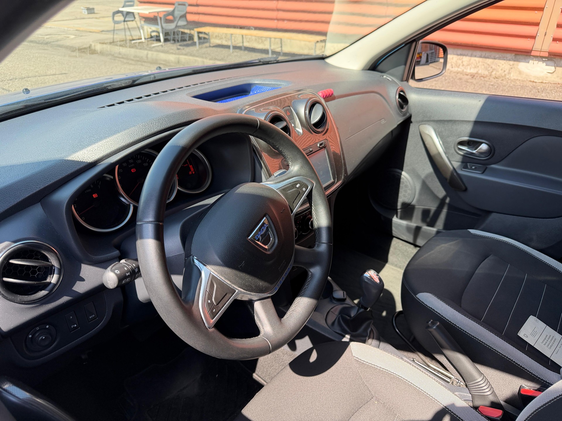 DACIA Sandero 1.5 dCi Stepway Unlimited Automatic-image-8