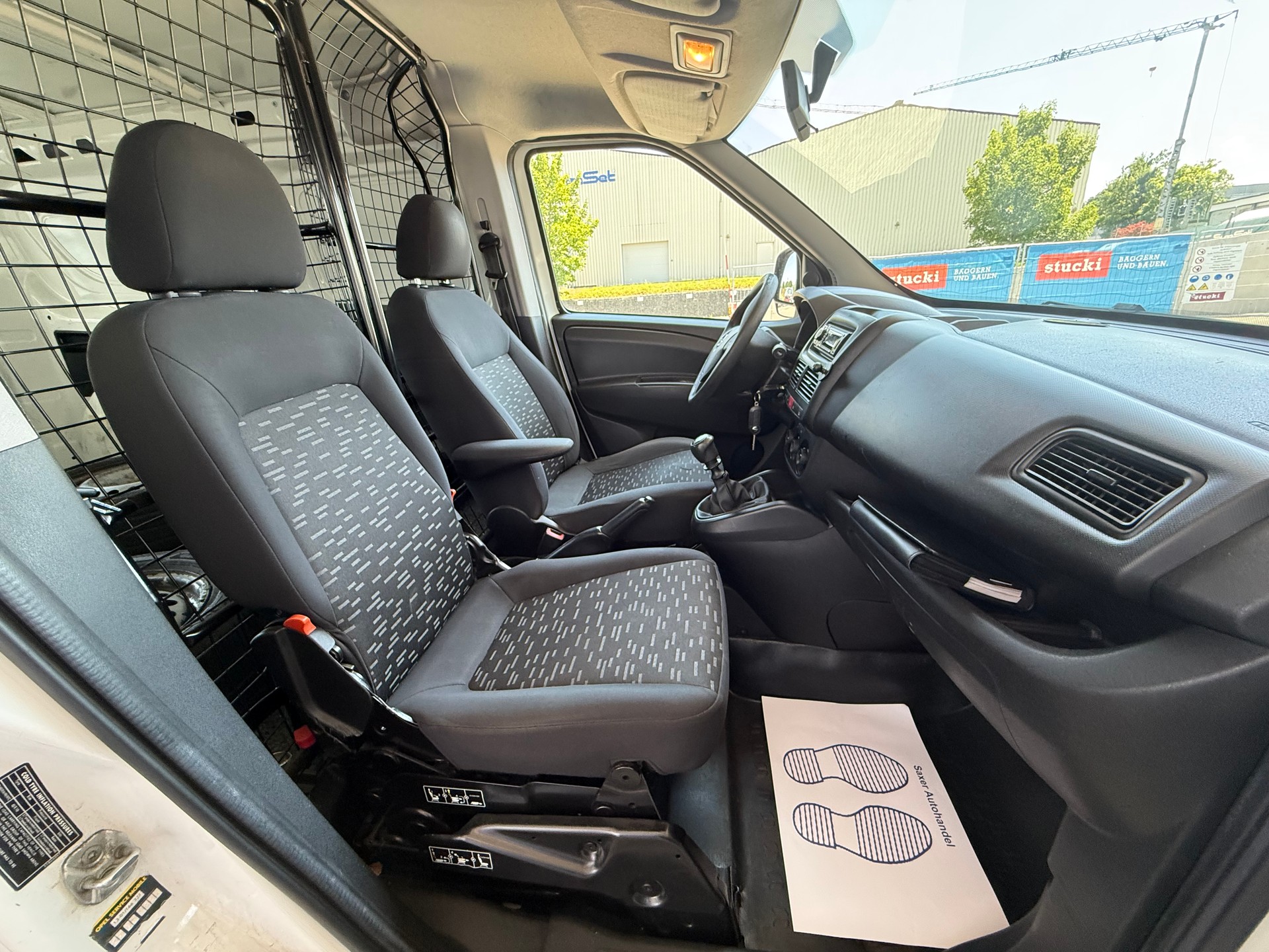 OPEL 1.6 D Kasten-image-8